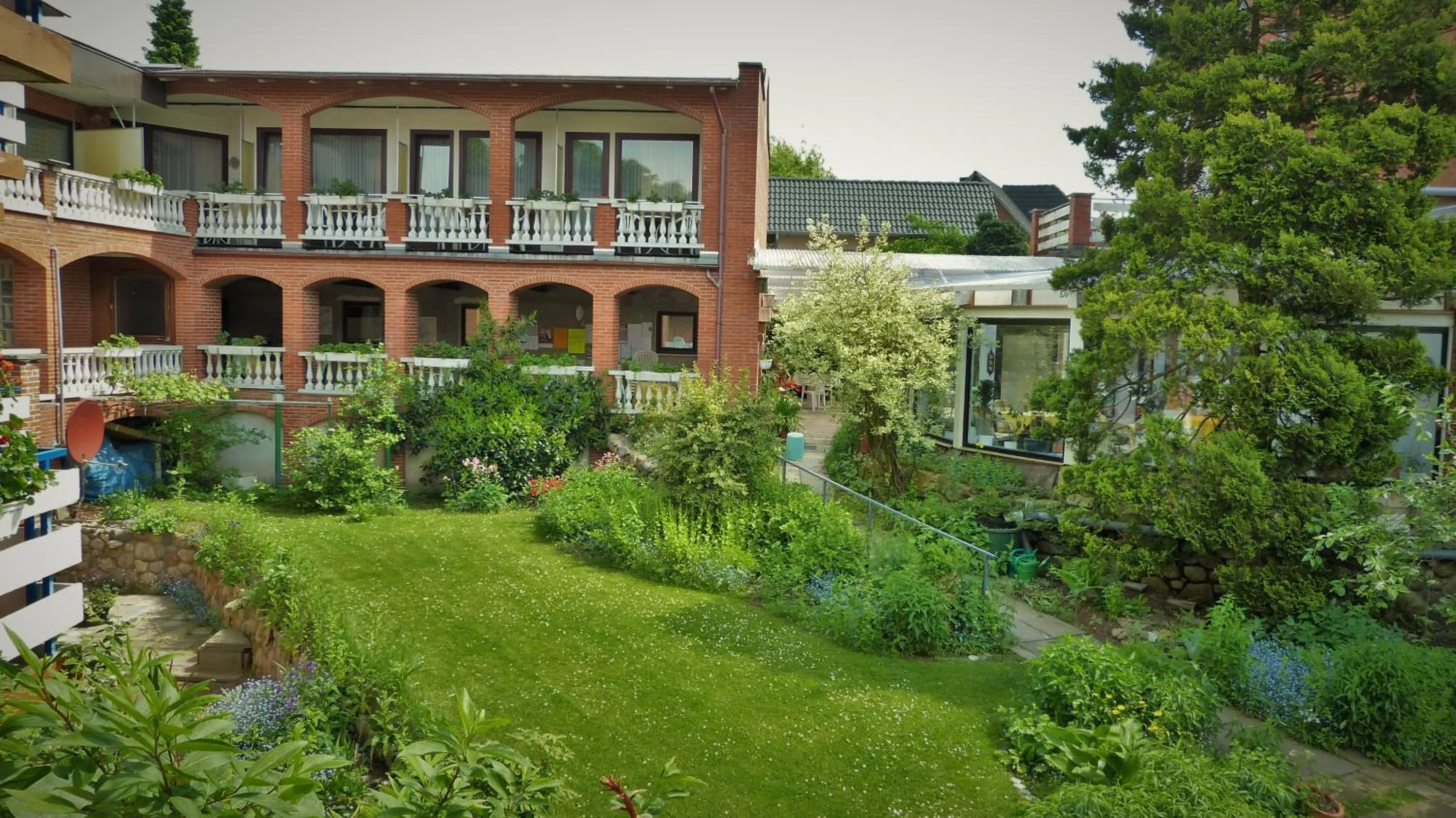 Garden in Hotel Am Kurpark