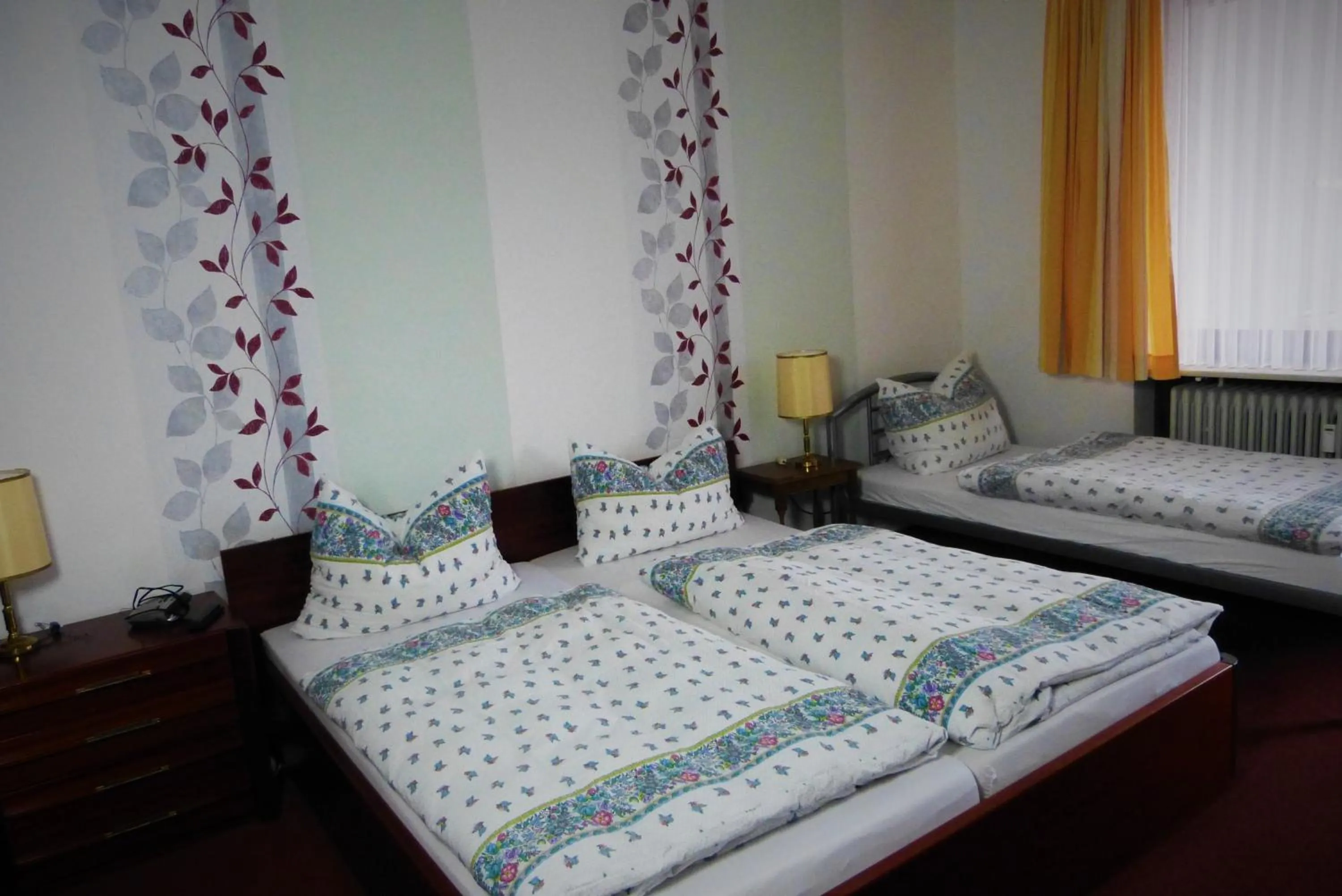 Photo of the whole room, Bed in Hotel Am Kurpark