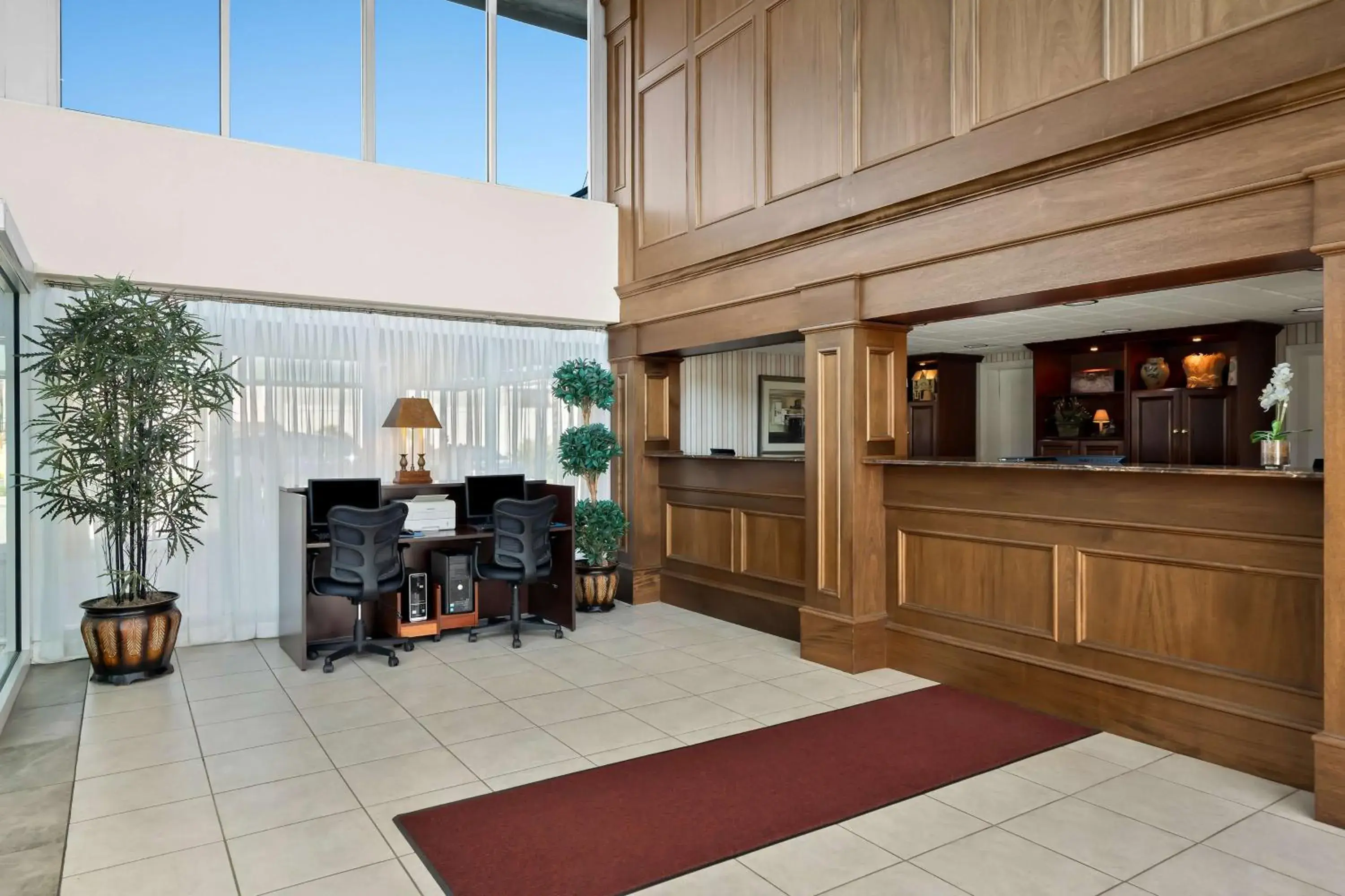 Lobby or reception in Brandywine Valley Inn SureStay Plus by Best Western Lobby or reception in Brandywine Valley Inn SureStay Plus by Best Western