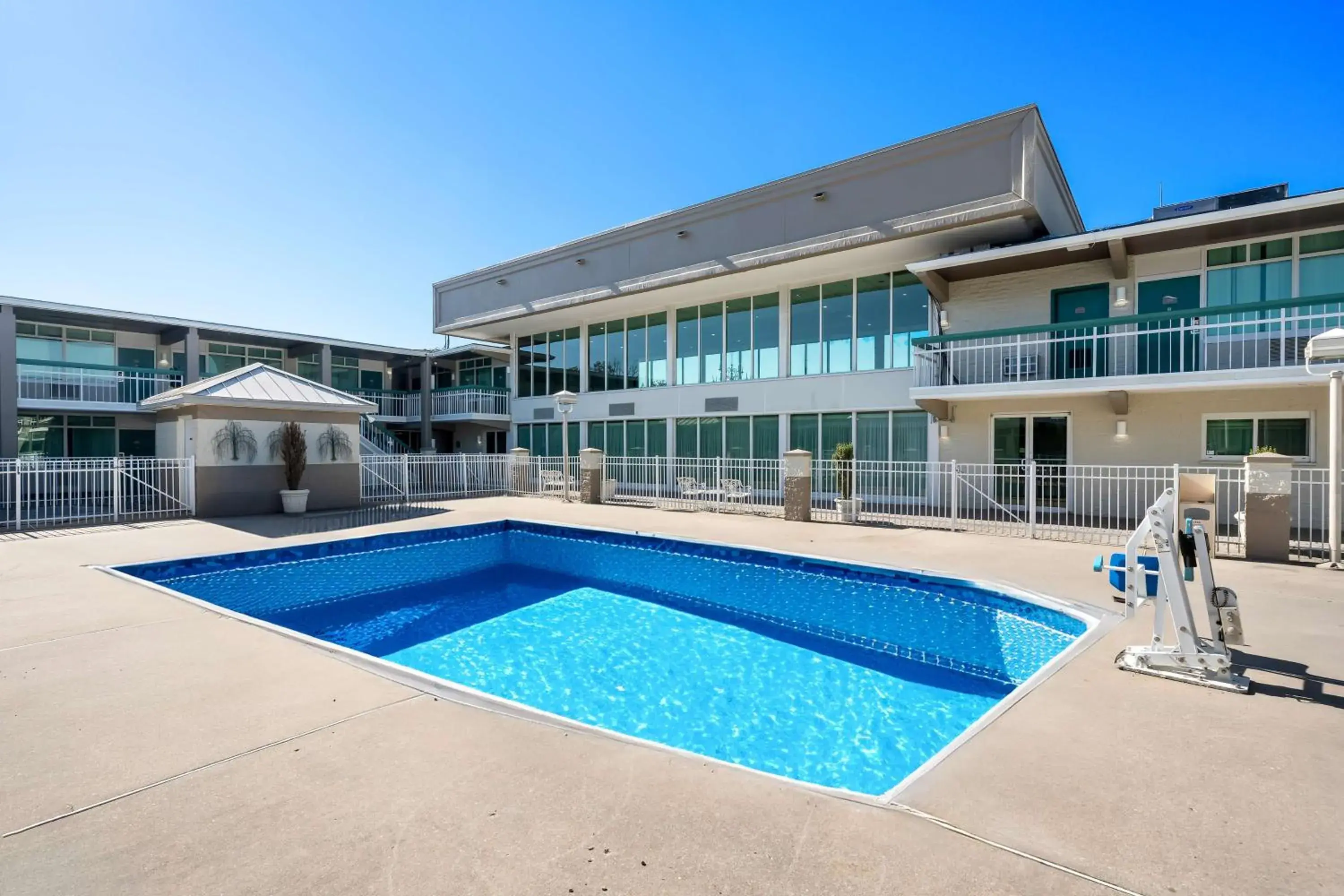 Pool view in Brandywine Valley Inn SureStay Plus by Best Western Pool view in Brandywine Valley Inn SureStay Plus by Best Western