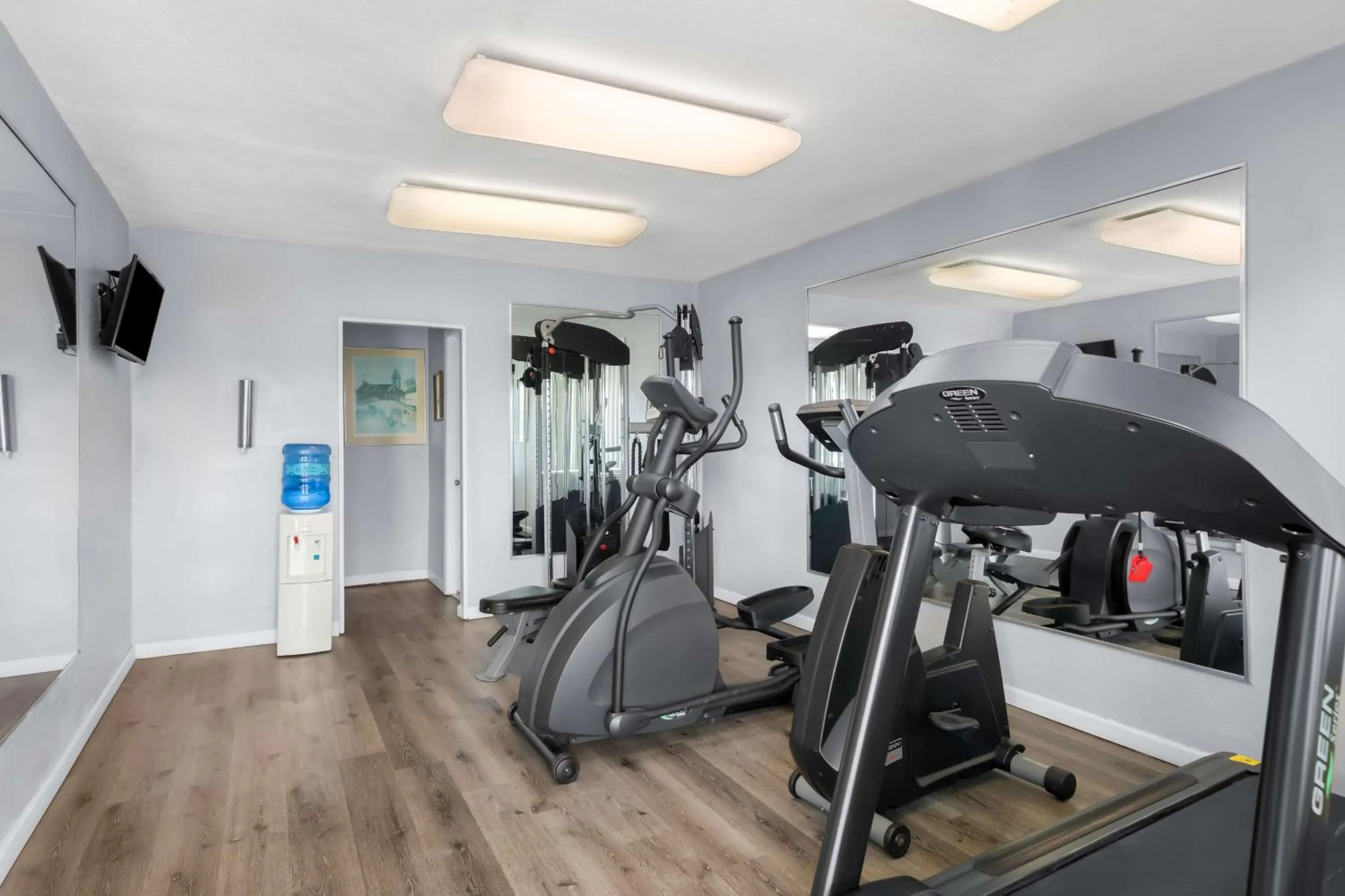 Fitness centre/facilities in Brandywine Valley Inn SureStay Plus by Best Western