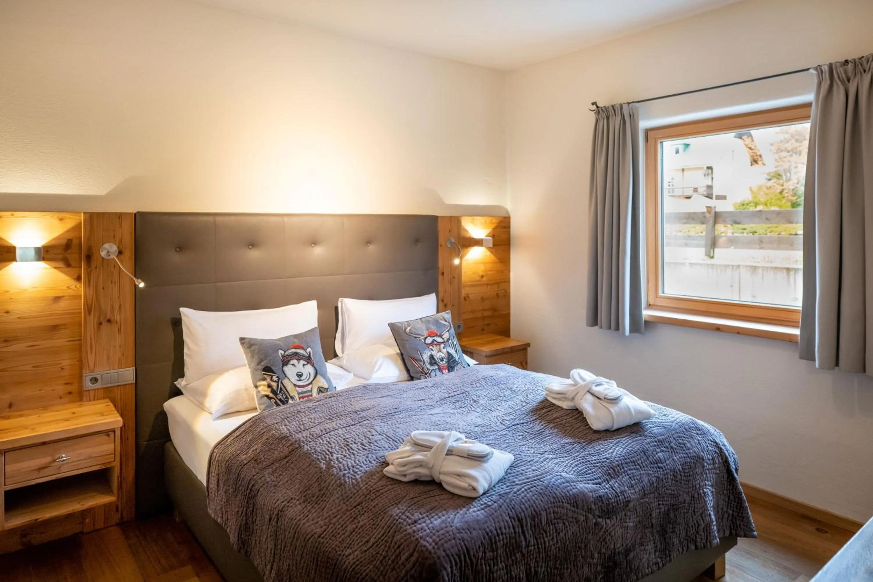 Photo of the whole room, Bed in Princess Bergfrieden