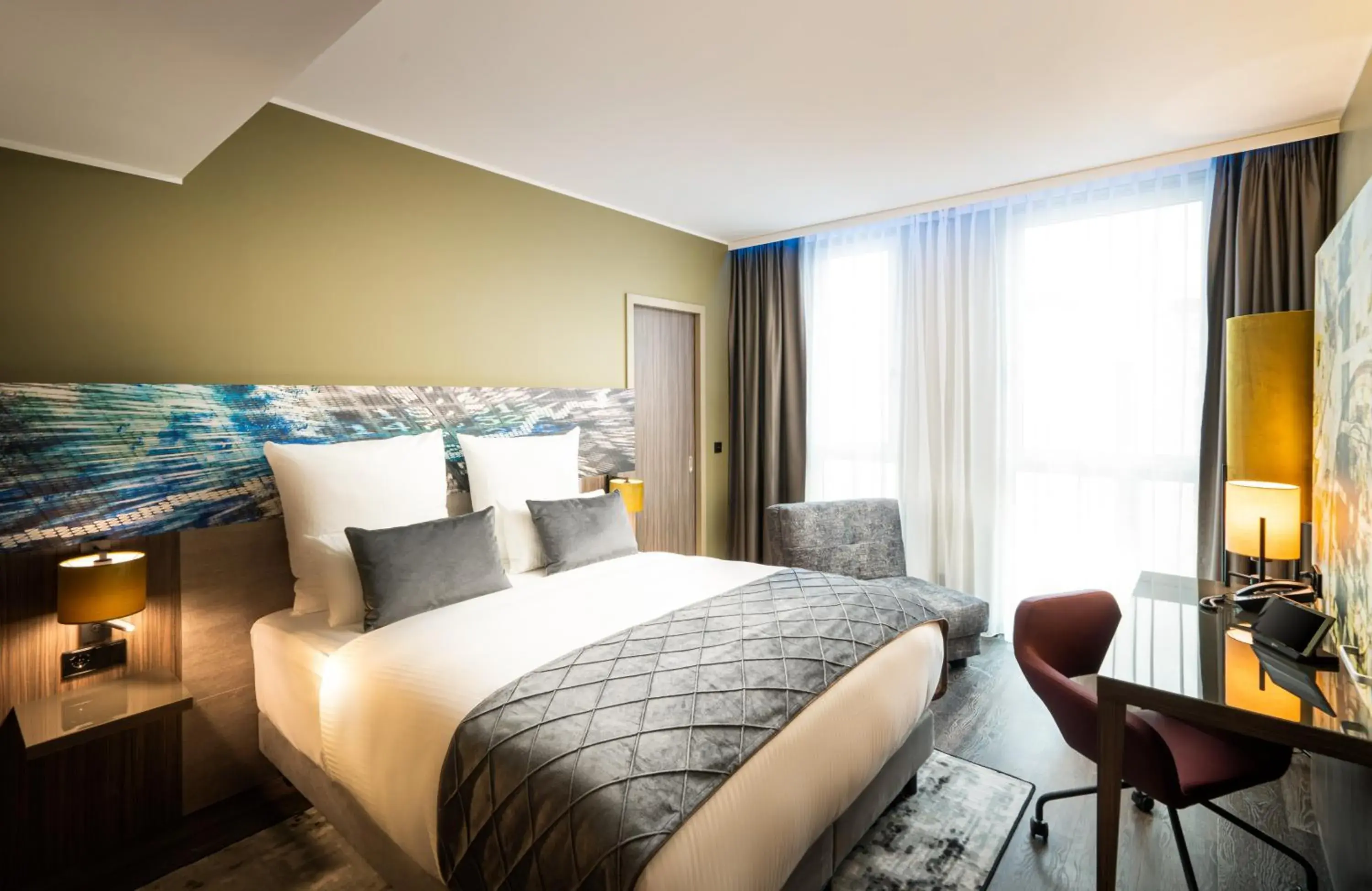 Bedroom, Bed in Leonardo Hotel Eschborn Frankfurt Bedroom, Bed in Leonardo Hotel Eschborn Frankfurt