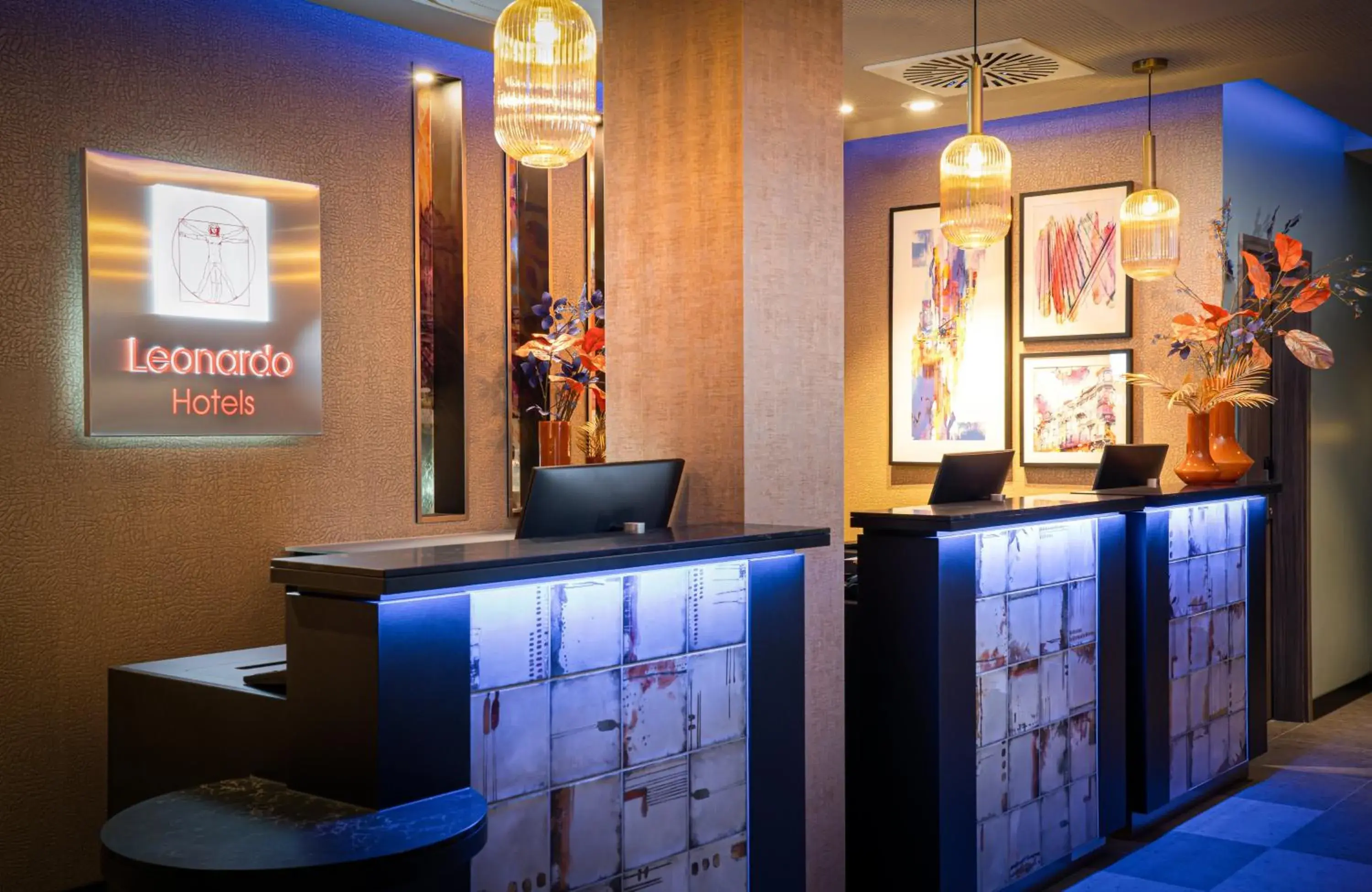 Lobby or reception in Leonardo Hotel Eschborn Frankfurt Lobby or reception in Leonardo Hotel Eschborn Frankfurt