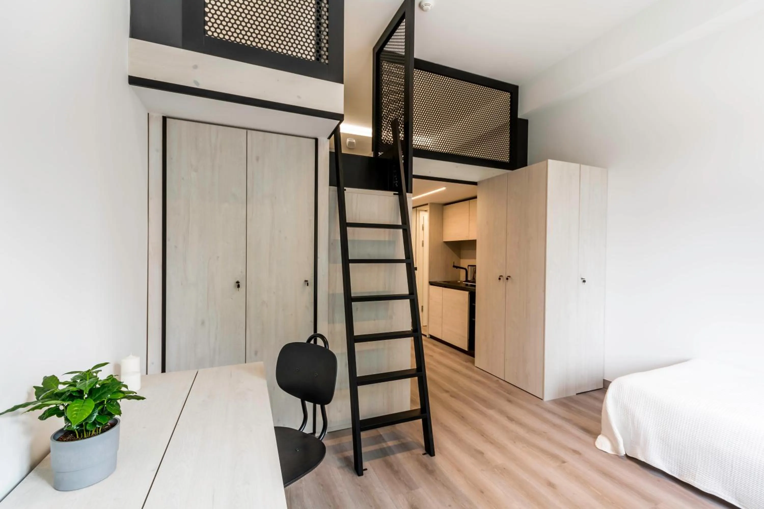 Photo of the whole room, Bed in Lofty Kampus Garnizon