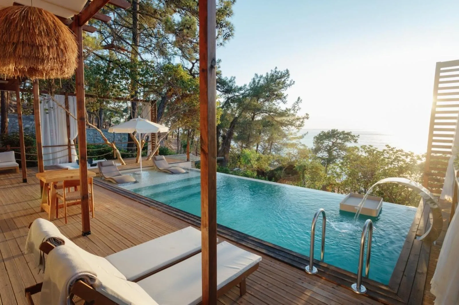 Patio in Lov Faralya Adults Only