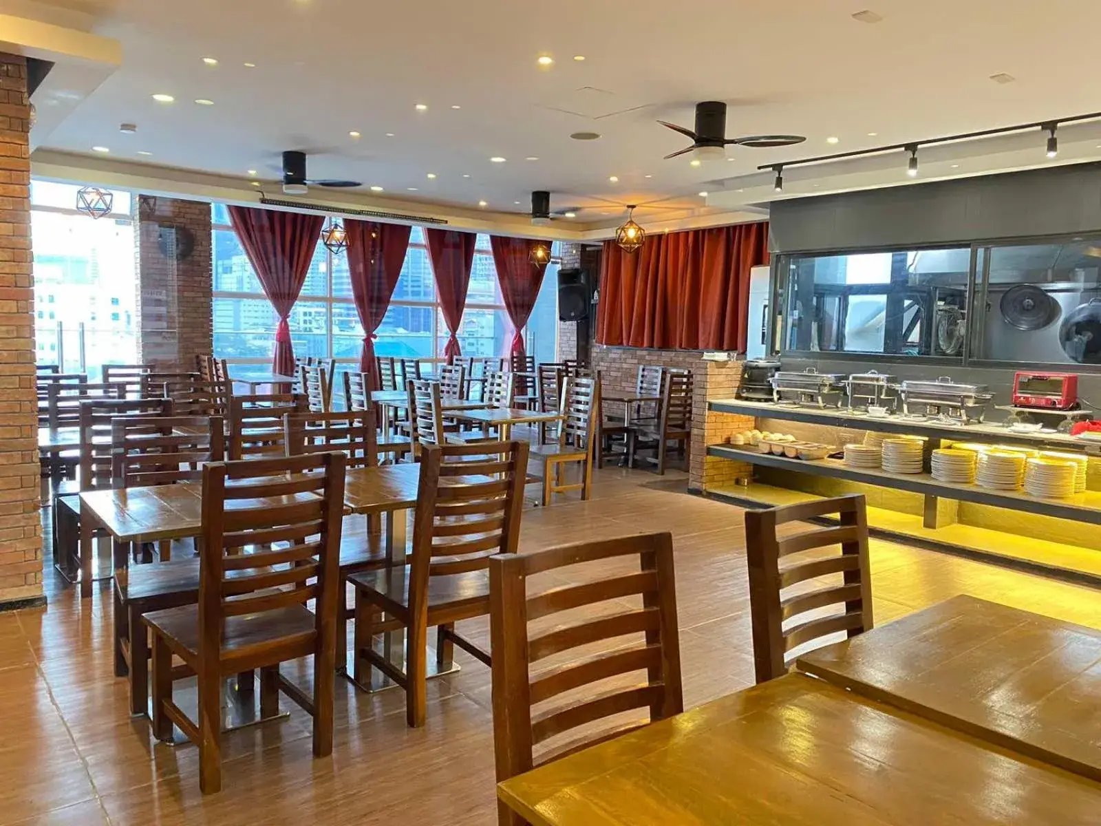 Restaurant/places to eat in Jade Hotel and Suites Restaurant/places to eat in Jade Hotel and Suites