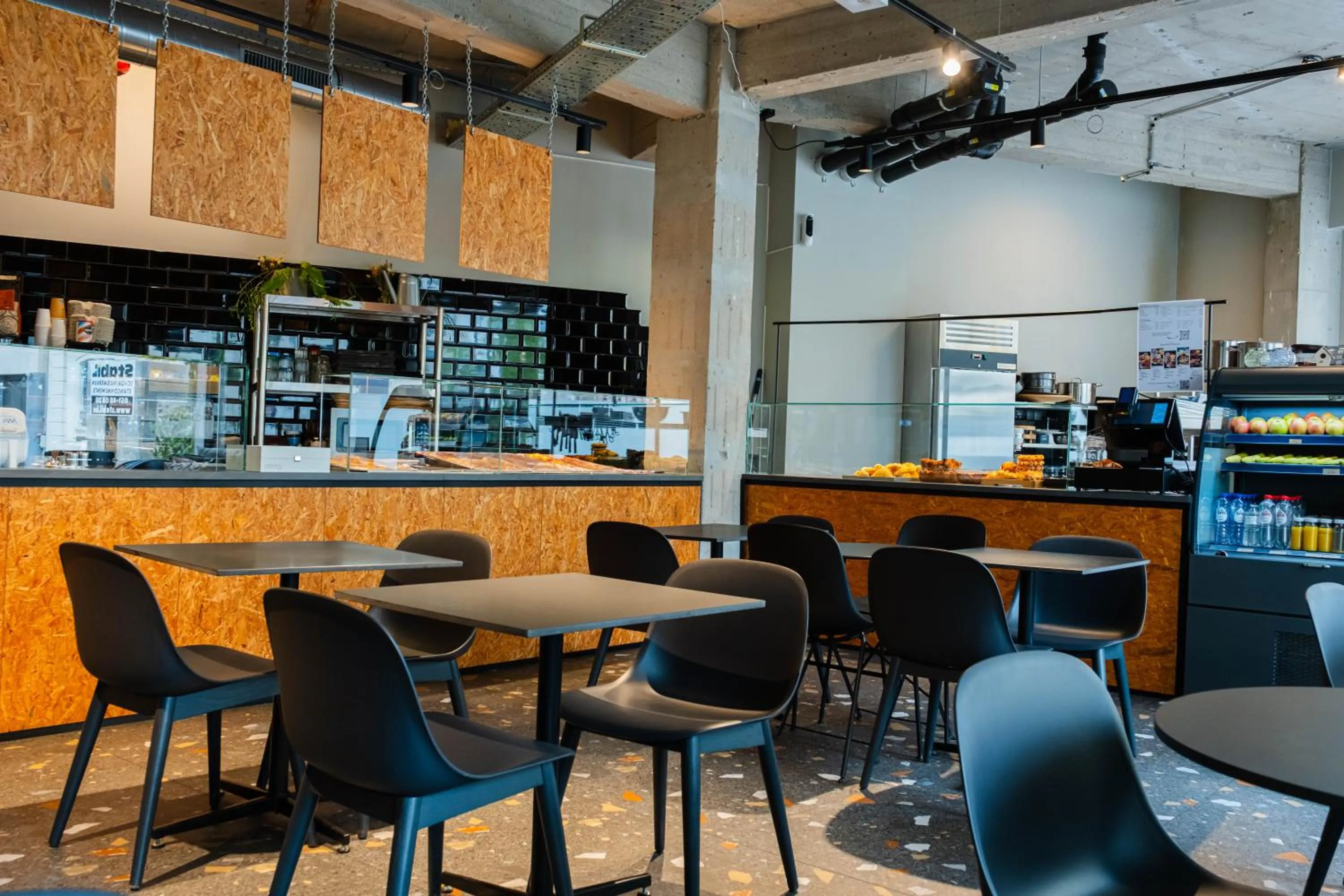 Restaurant/places to eat in Citybox Antwerp City Center