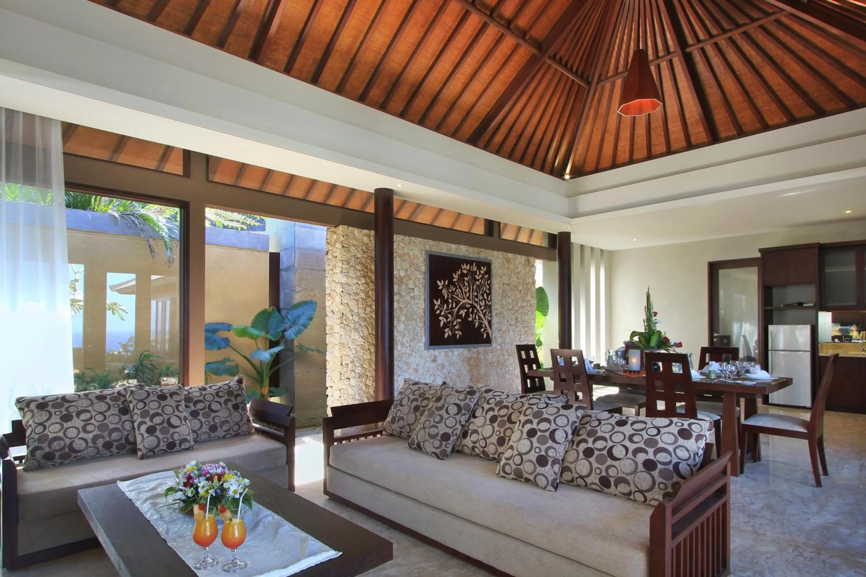 Living room in Ulu Segara Luxury Suites & Villas