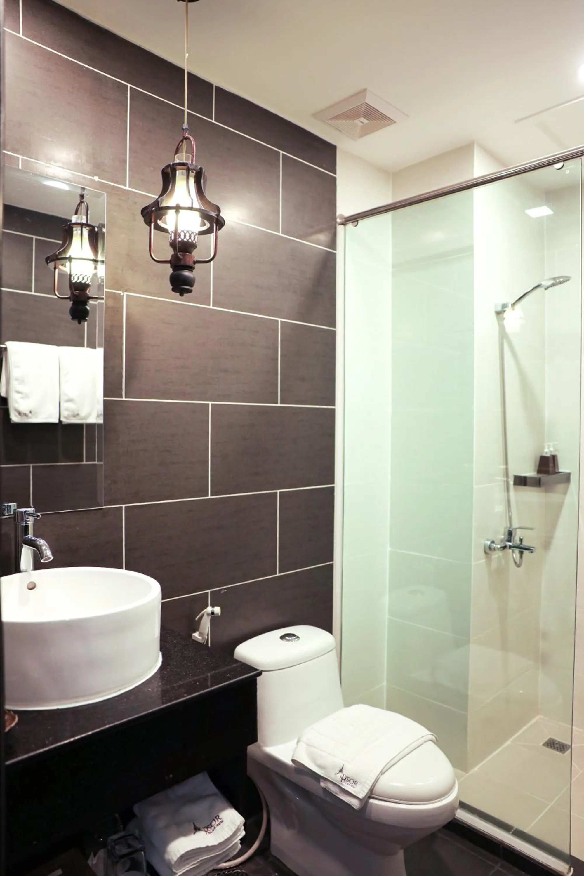 Bathroom in Apsor Palace Hotel