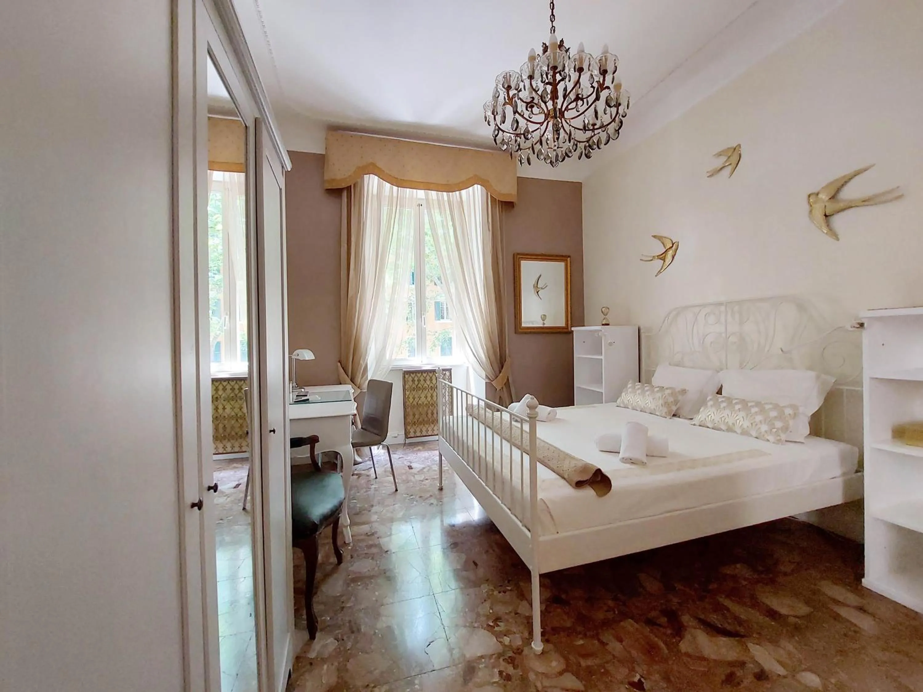 Bedroom, Bed in 4BNB - Luxury Mazzini Apartment