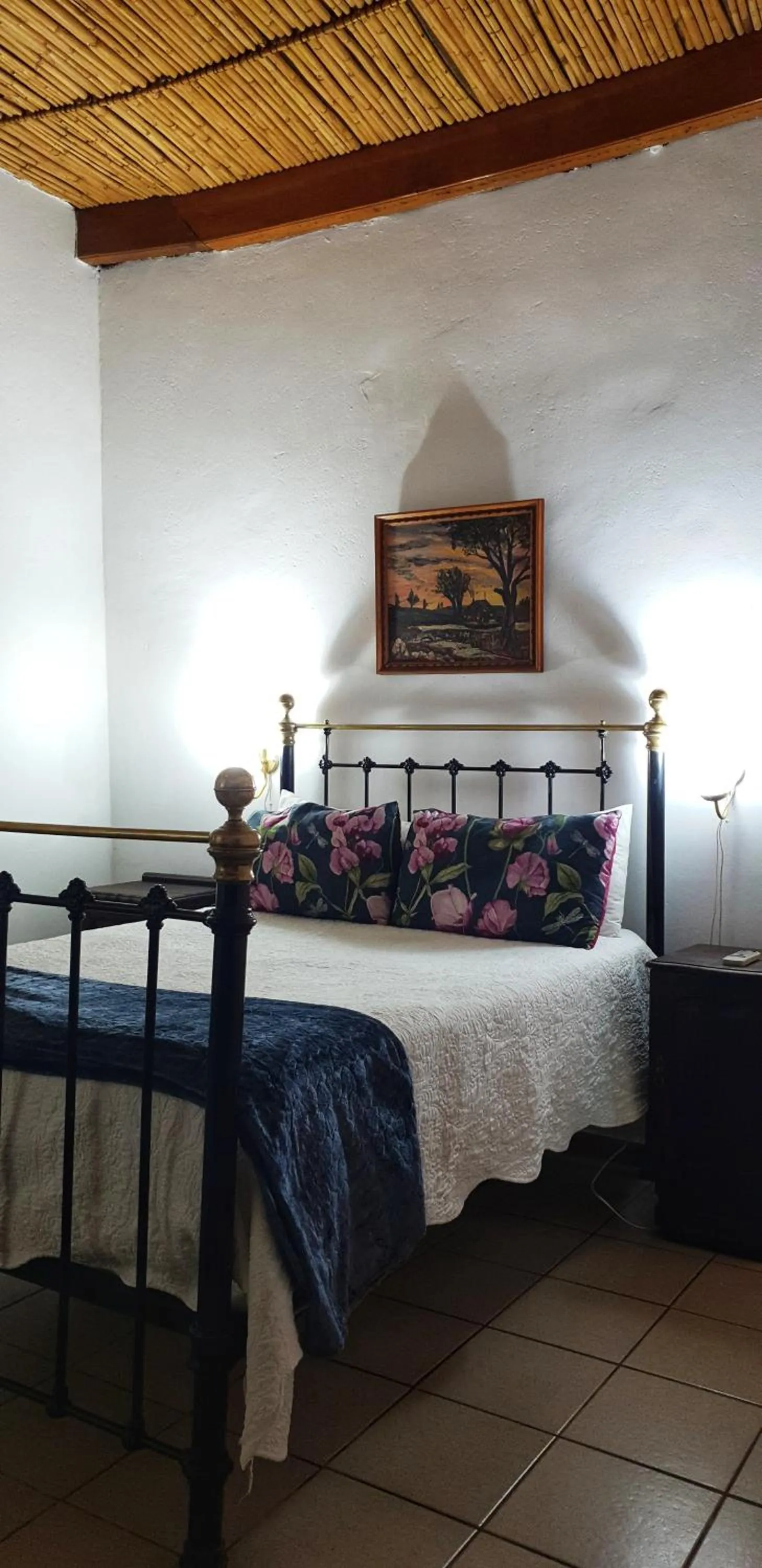 Bed in Camdeboo Cottages