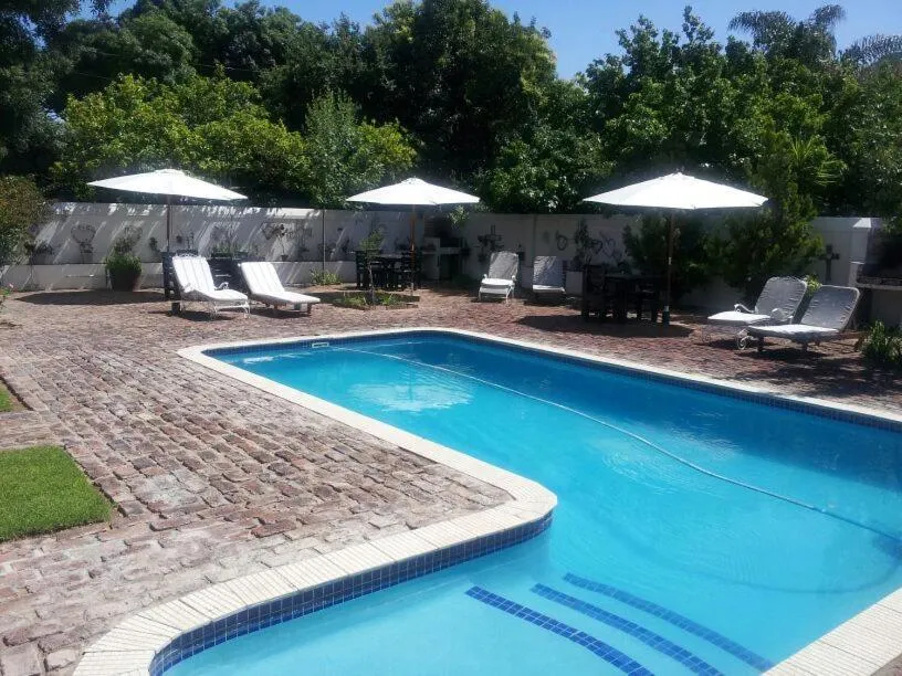 Day in Camdeboo Cottages