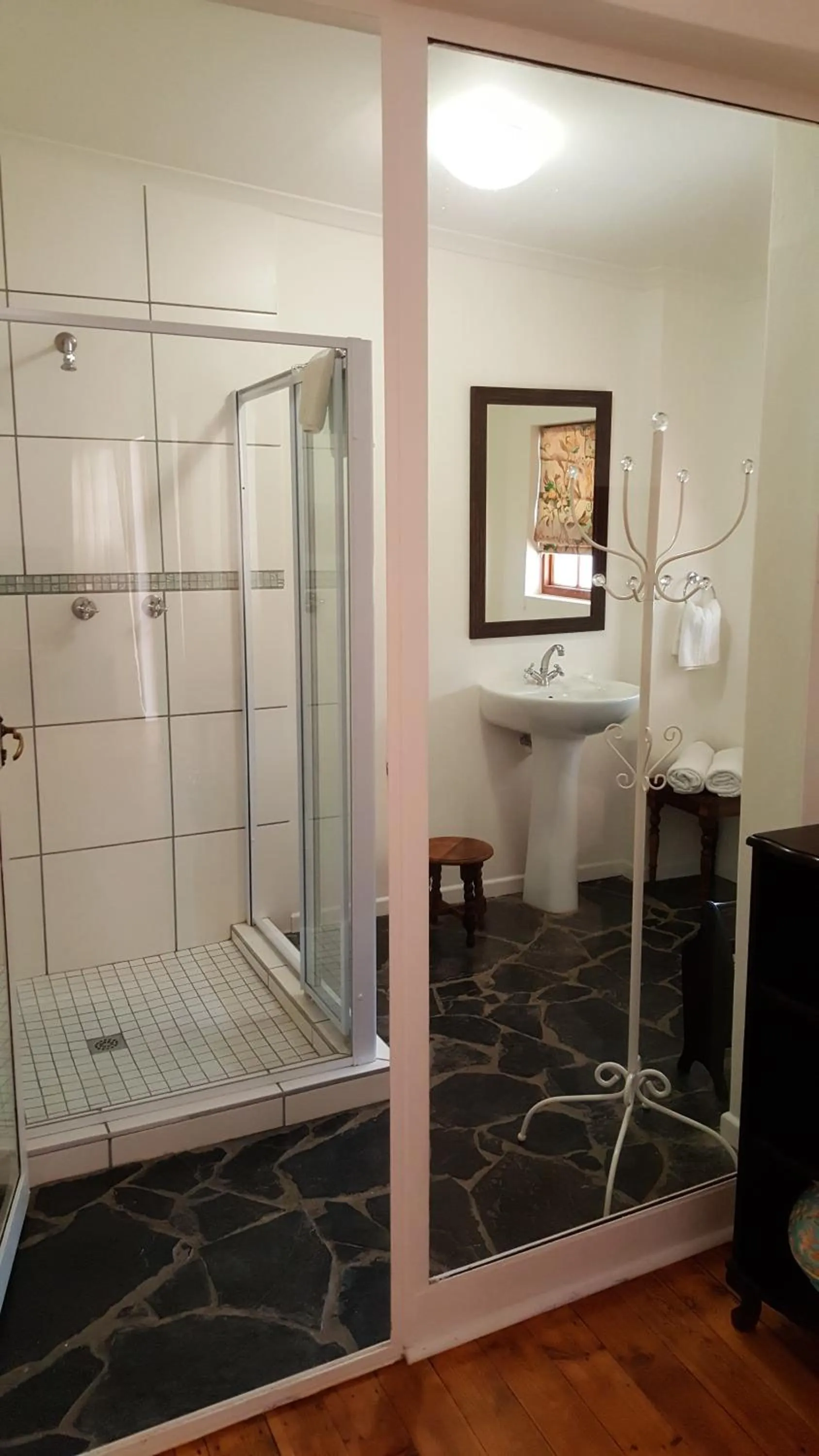 Shower in Camdeboo Cottages