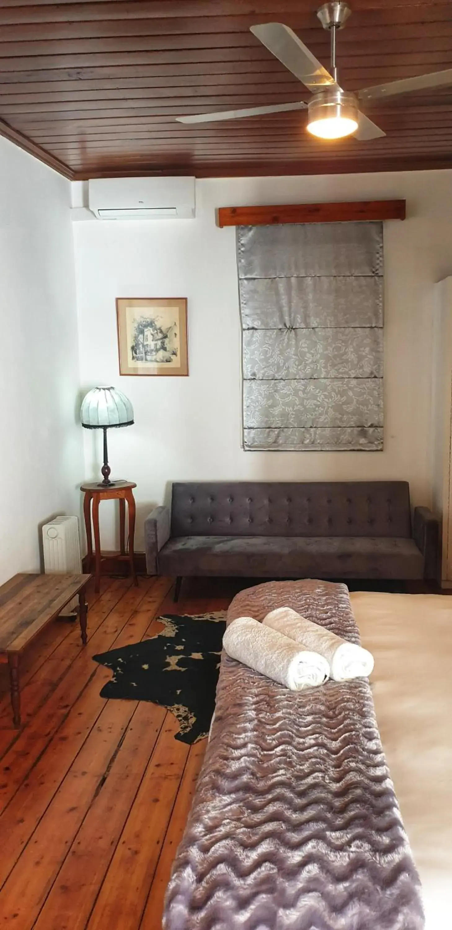 Bed in Camdeboo Cottages Bed in Camdeboo Cottages