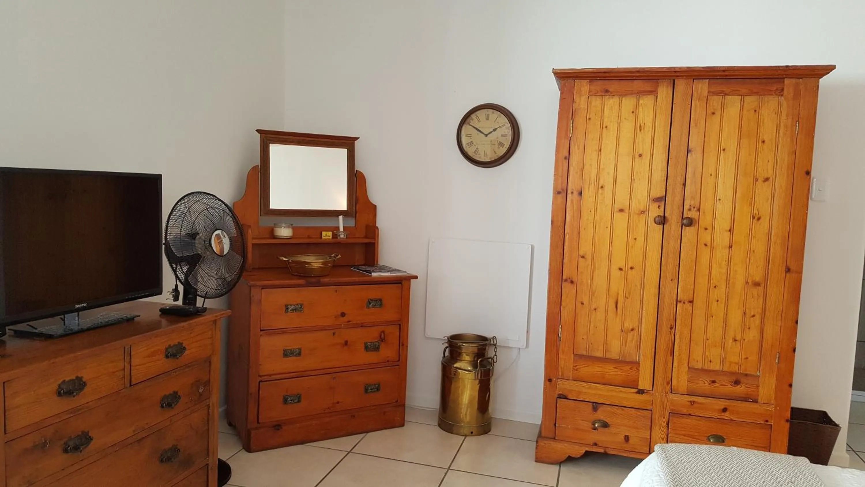 TV and multimedia in Camdeboo Cottages