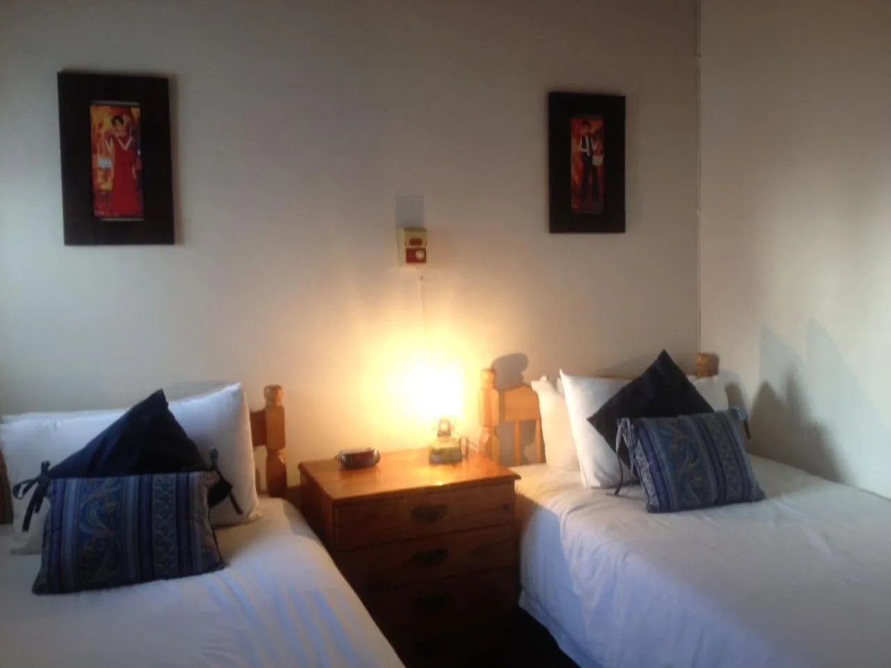 Photo of the whole room, Bed in Camdeboo Cottages