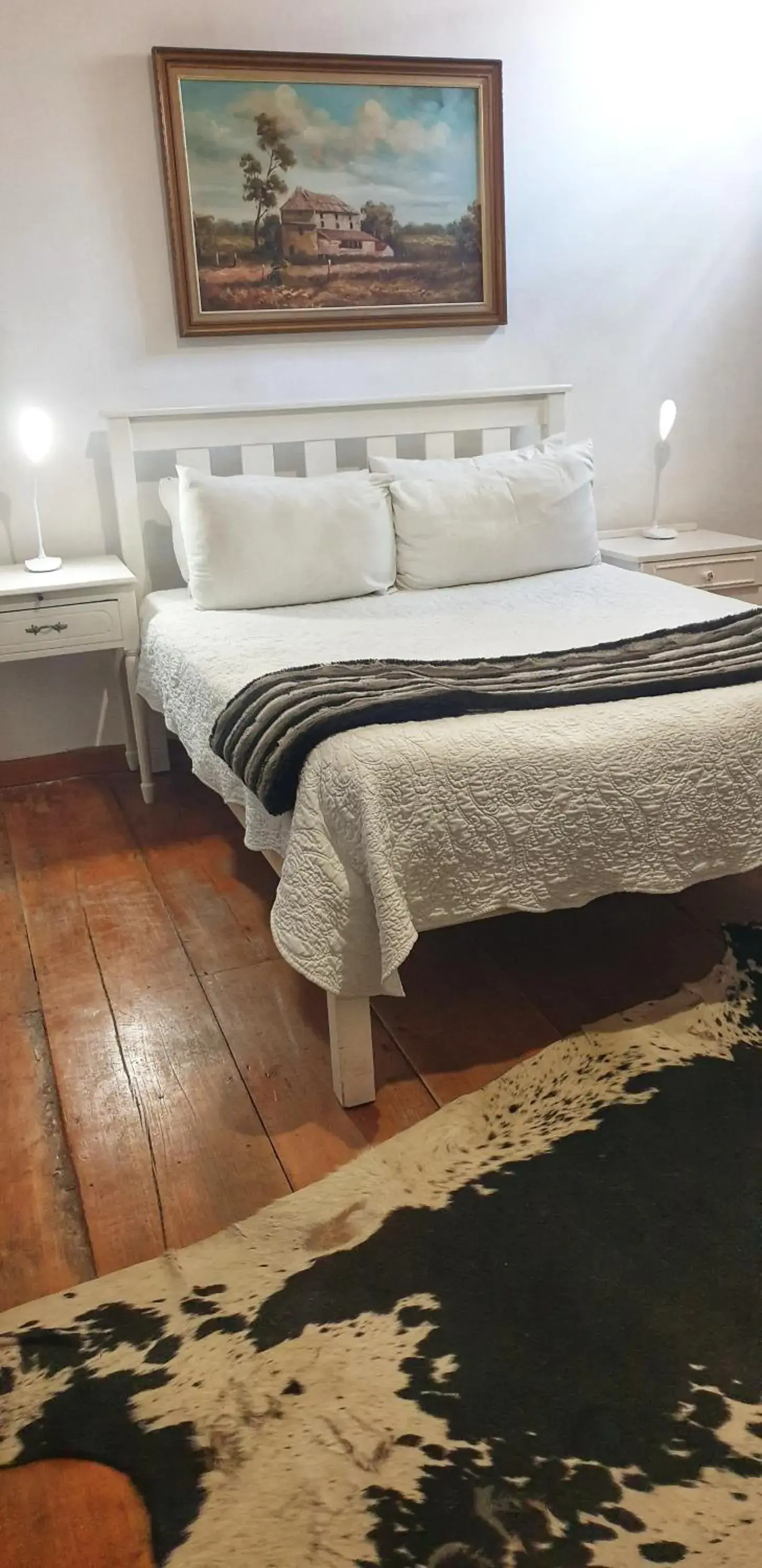 Bed in Camdeboo Cottages Bed in Camdeboo Cottages