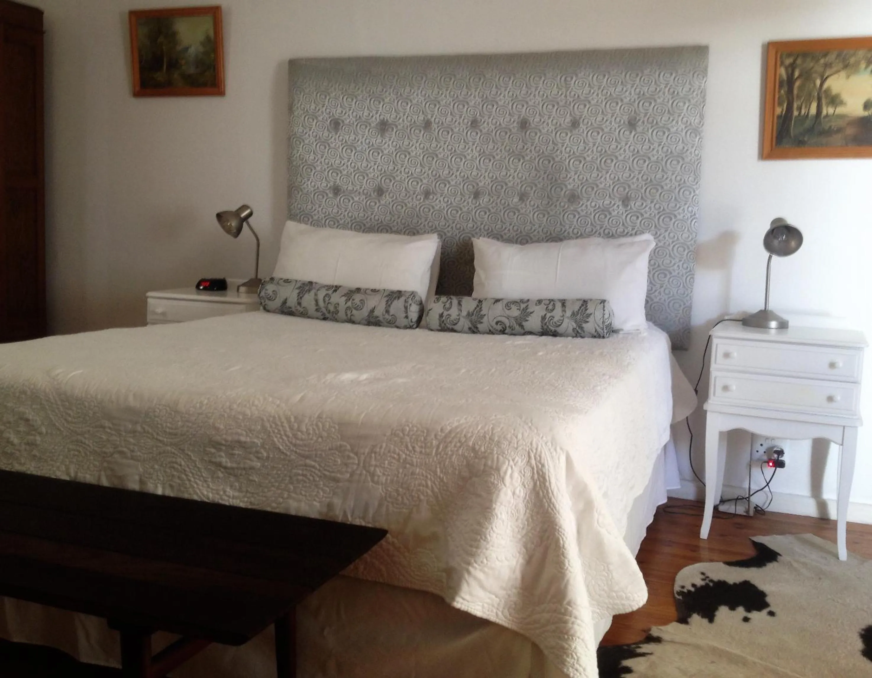Bedroom, Bed in Camdeboo Cottages