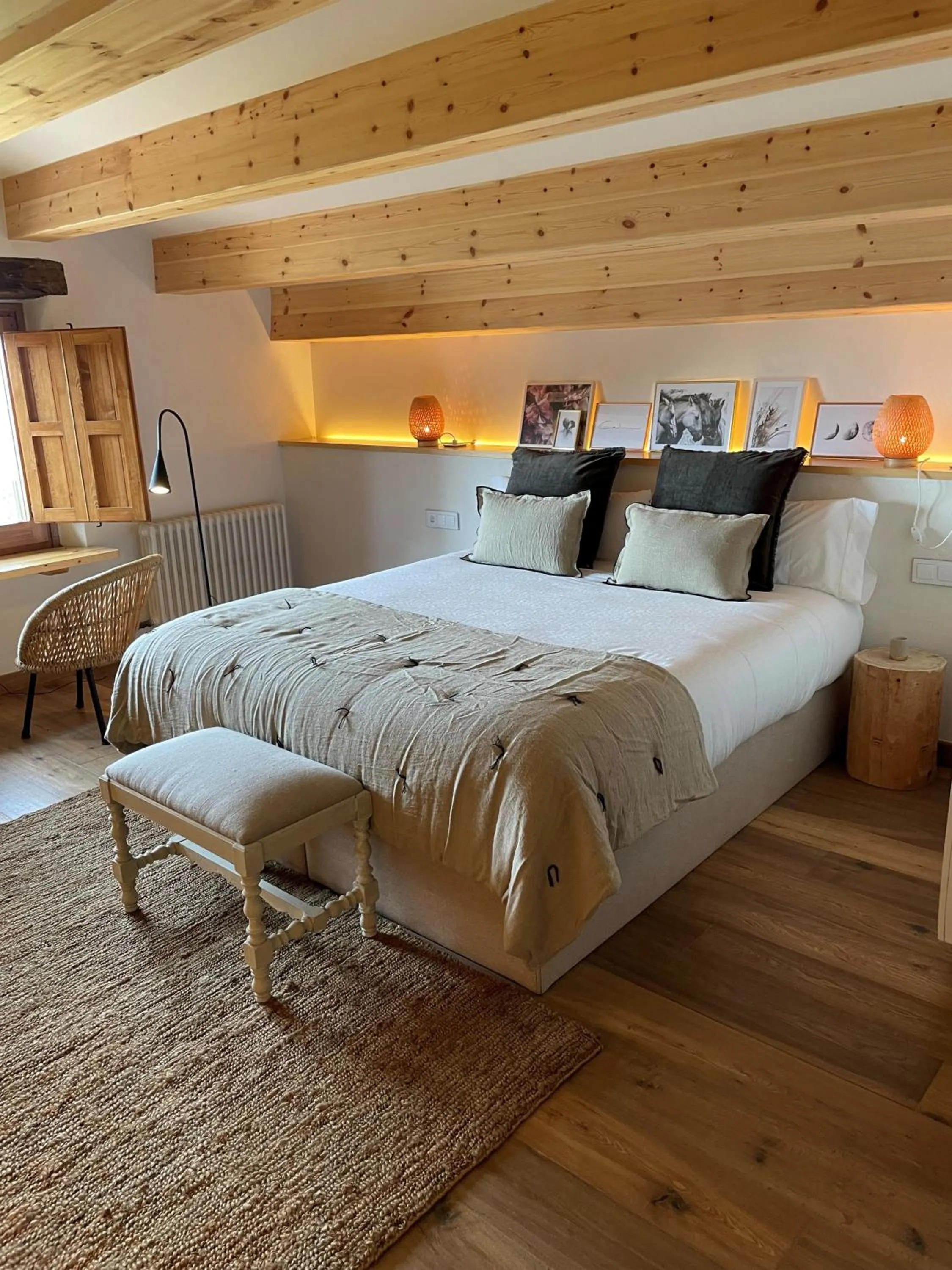 Bed in Masia Santa Llúcia