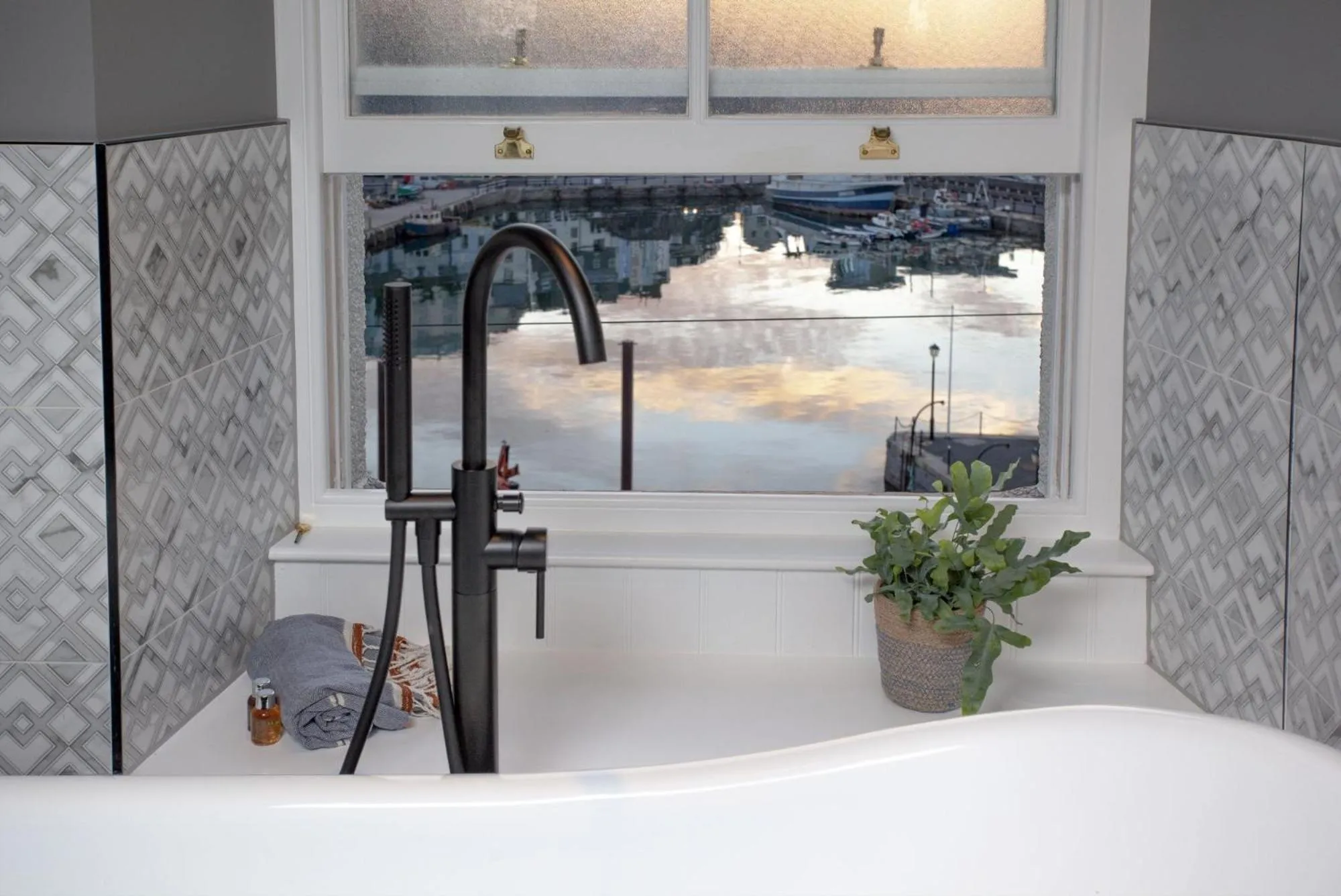 View (from property/room), Bed in Vigilance Suite - Free Wi-Fi - Sea View