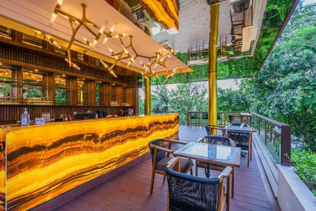 Restaurant/places to eat in Pandawa All Suites Hotel Restaurant/places to eat in Pandawa All Suites Hotel