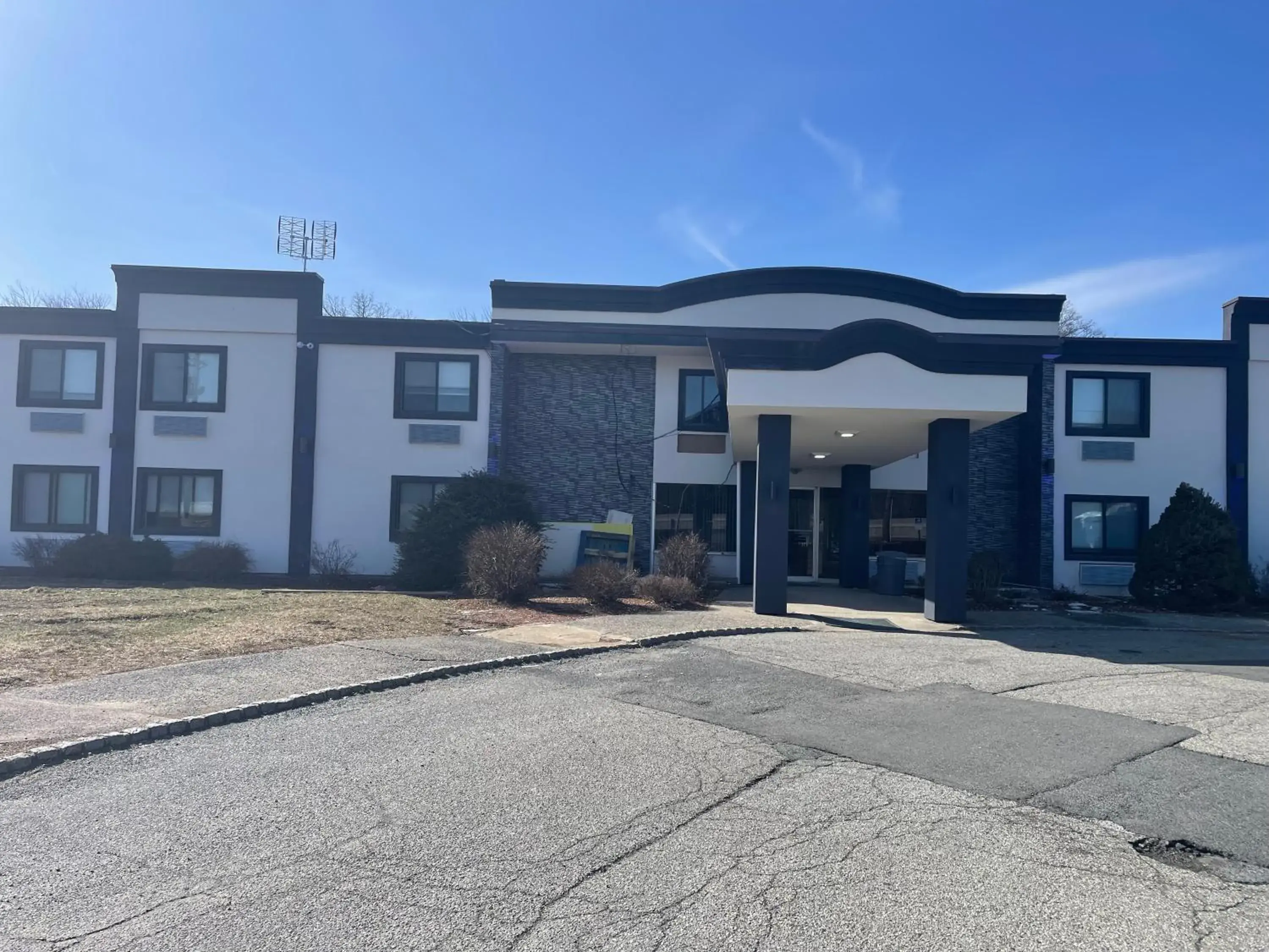 Property building in The Wayne Inn Property building in The Wayne Inn