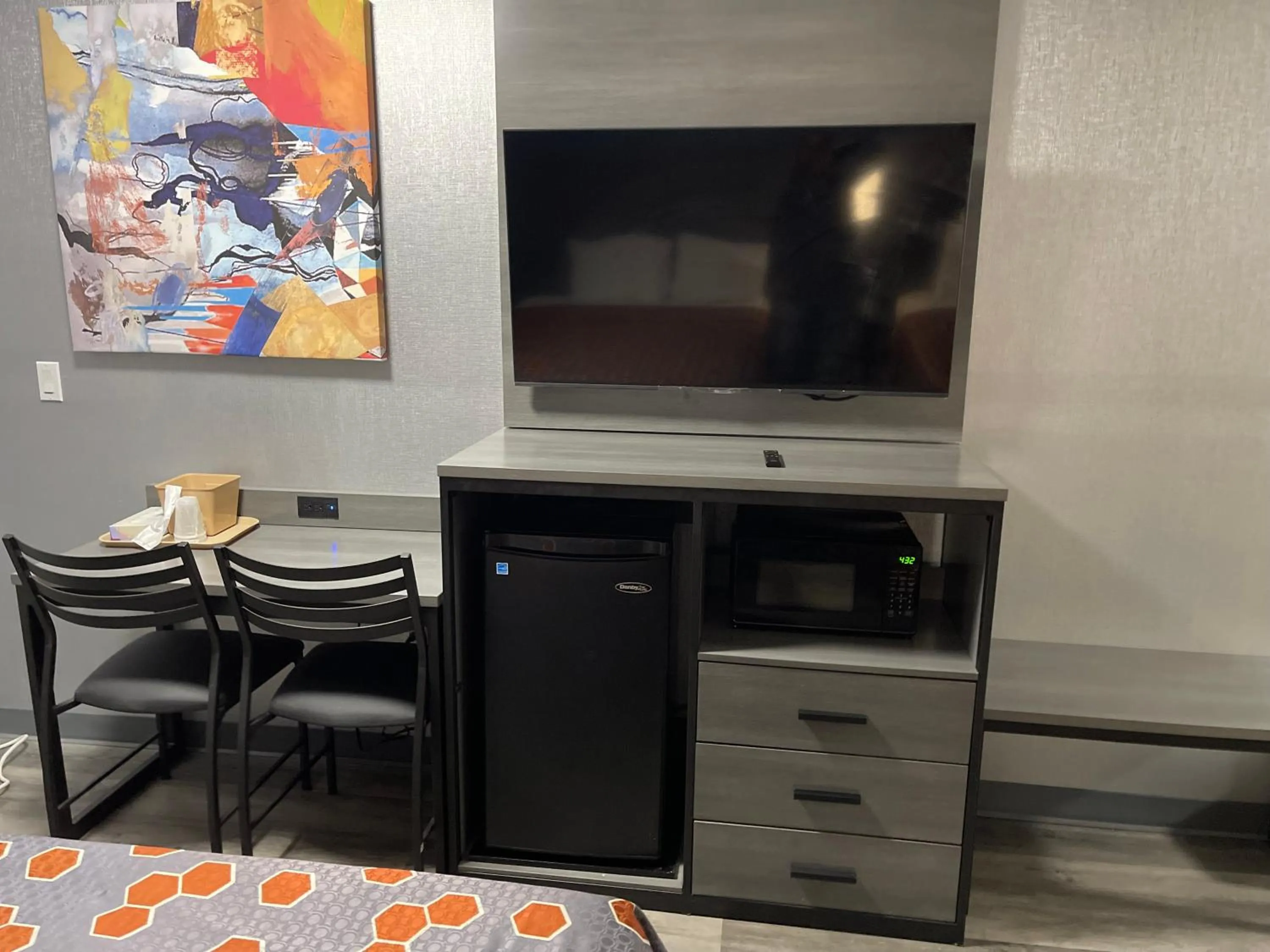 TV and multimedia in The Wayne Inn