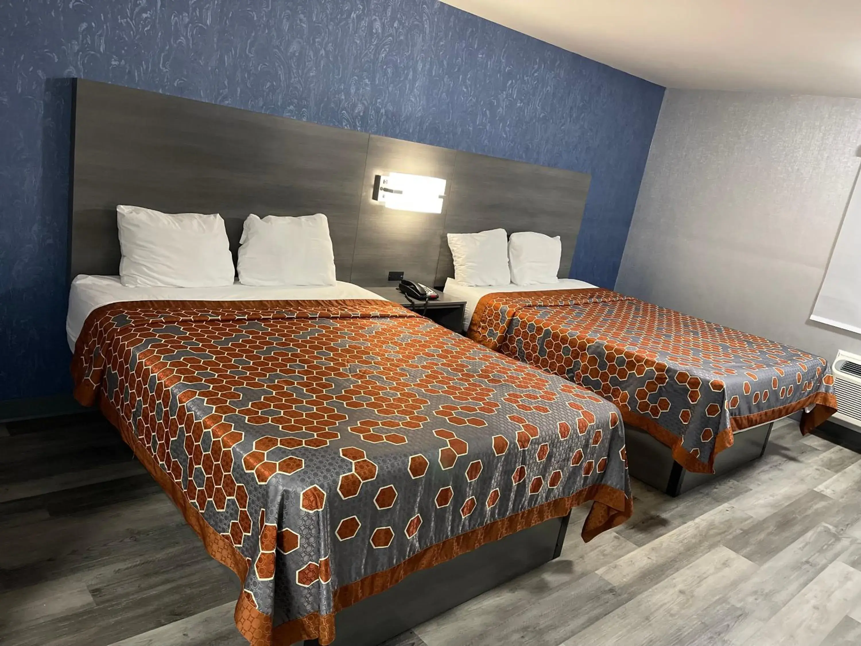 Bed in The Wayne Inn Bed in The Wayne Inn