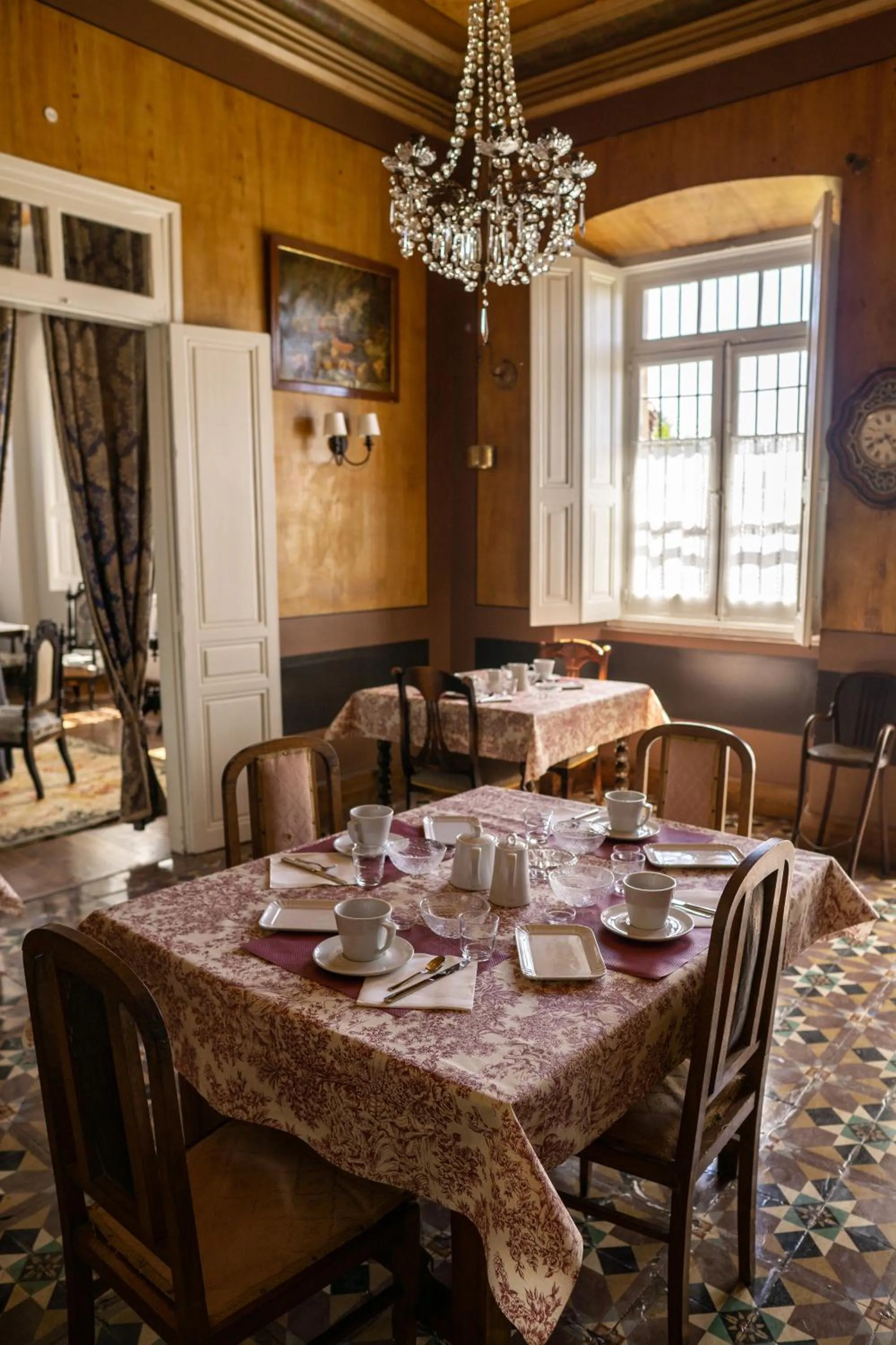 Breakfast in La Venta de Miyares - Casa de Indianos