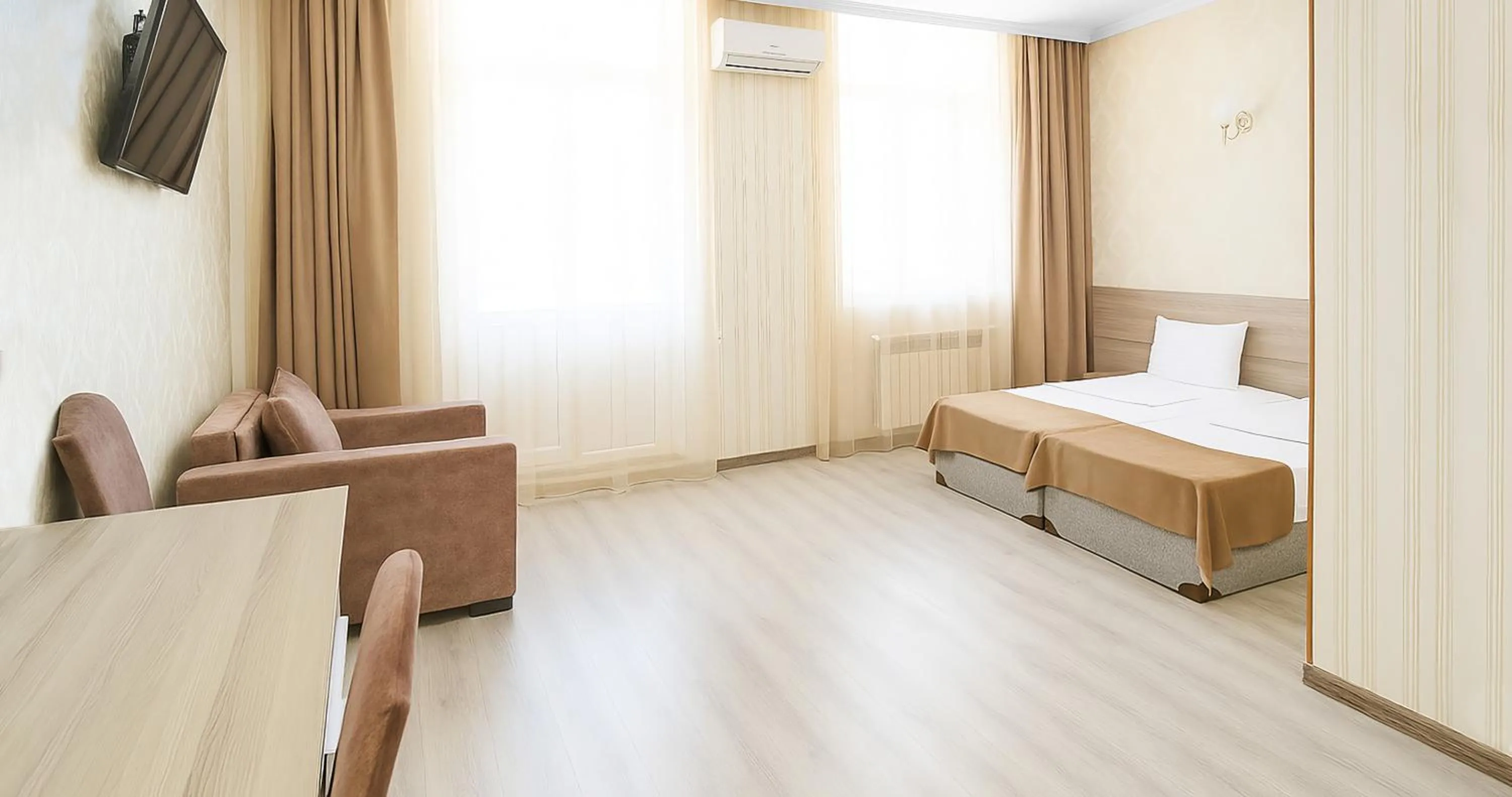 Bed in Lime Hotel & Restaurant Complex