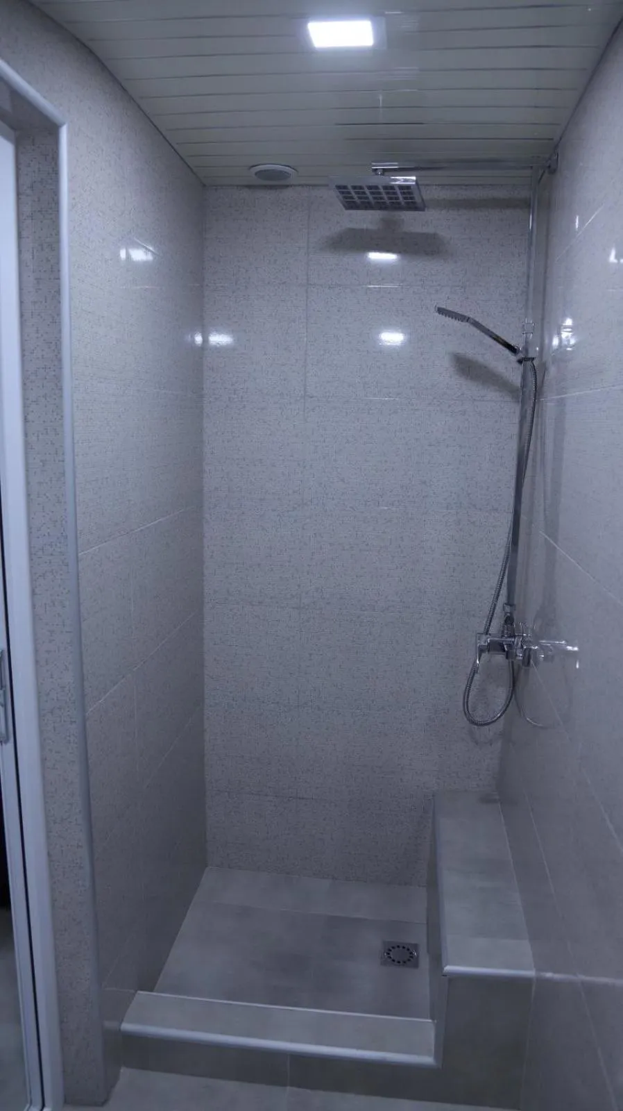 Lime Hotel & Restaurant Complex