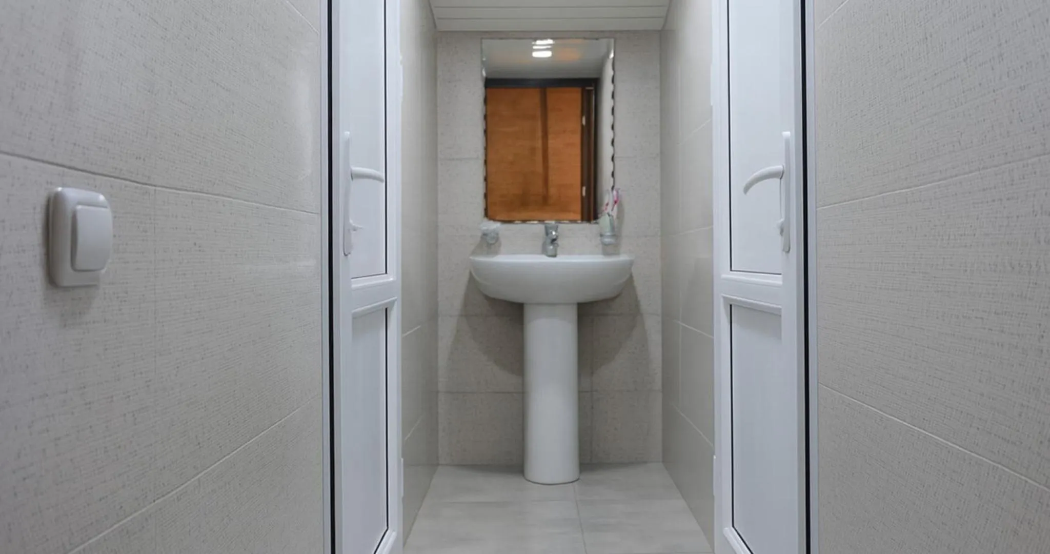 Lime Hotel & Restaurant Complex