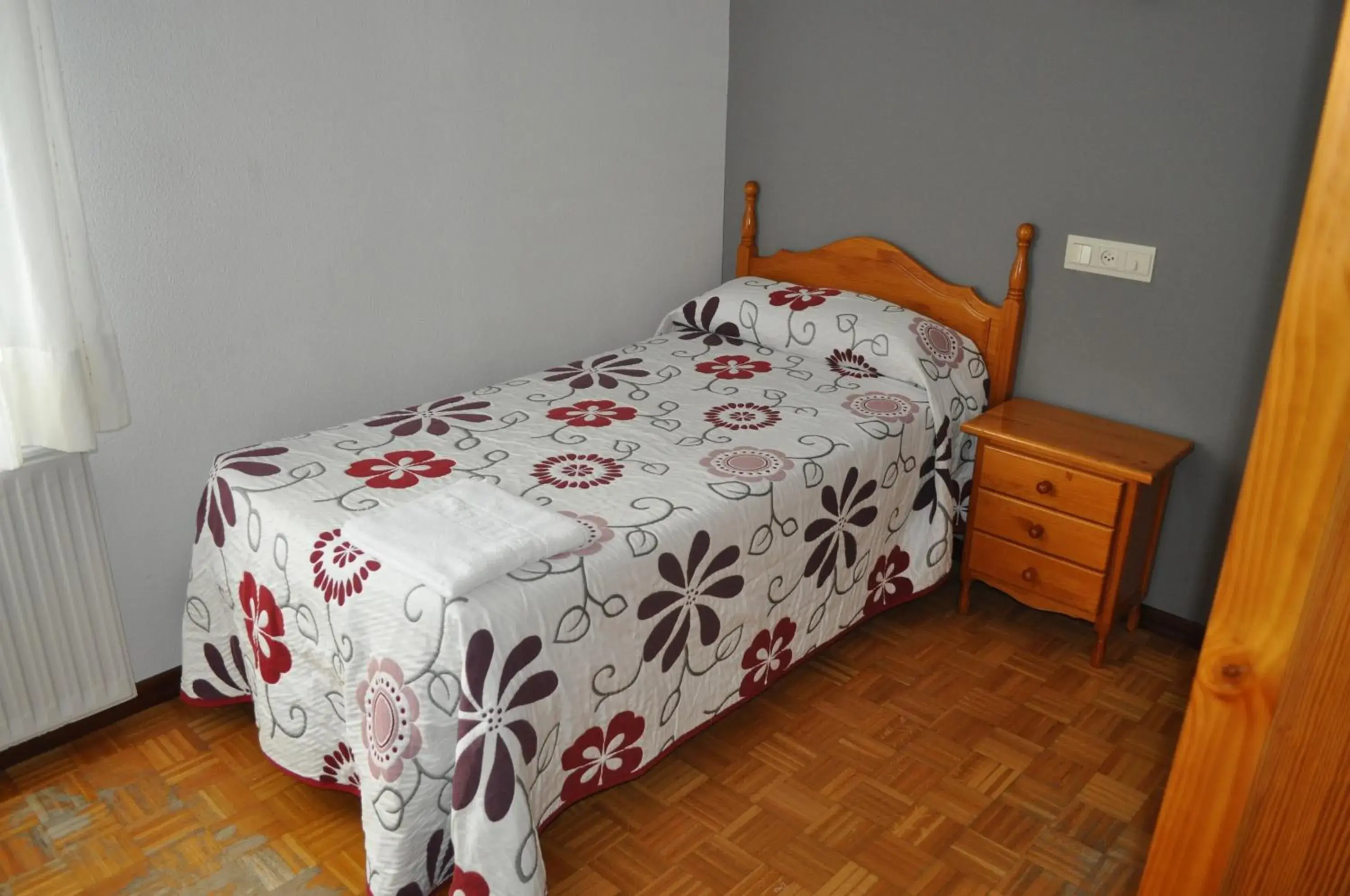 Single Room in Hostal La Tablada Single Room in Hostal La Tablada