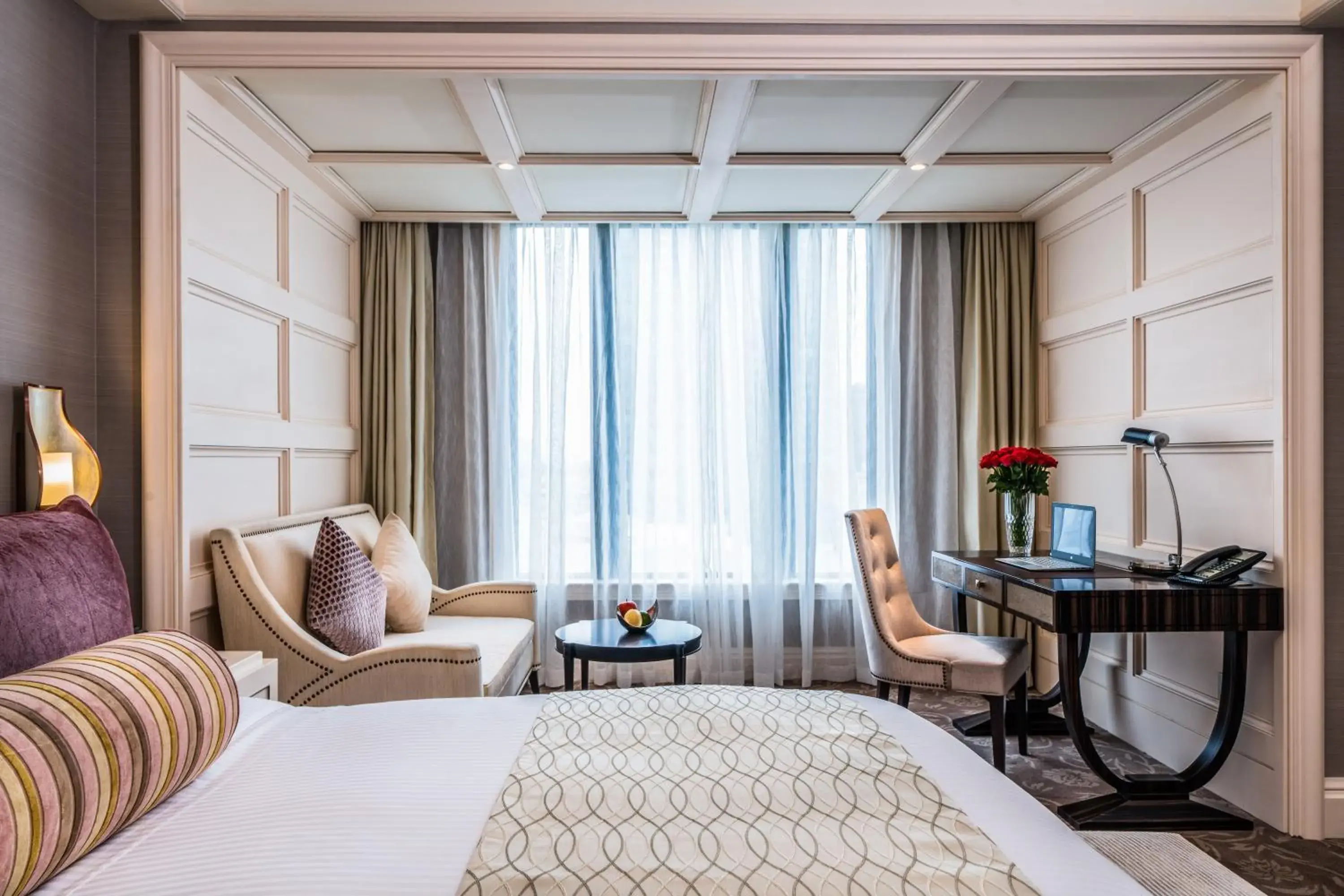 Signature Premium Room - Lounge Access in Caravelle Saigon Signature Premium Room - Lounge Access in Caravelle Saigon