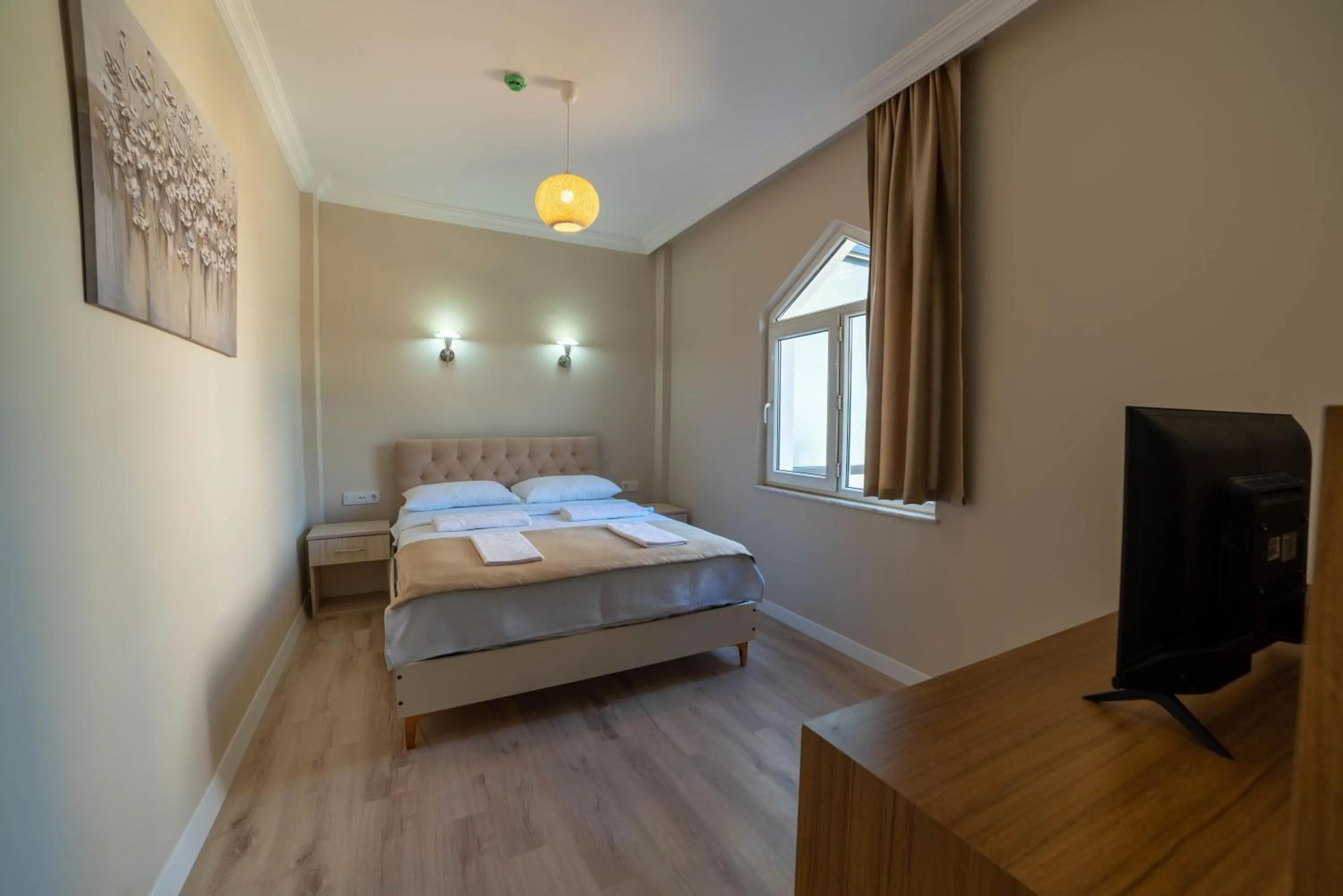 Photo of the whole room, Bed in REGA OTEL