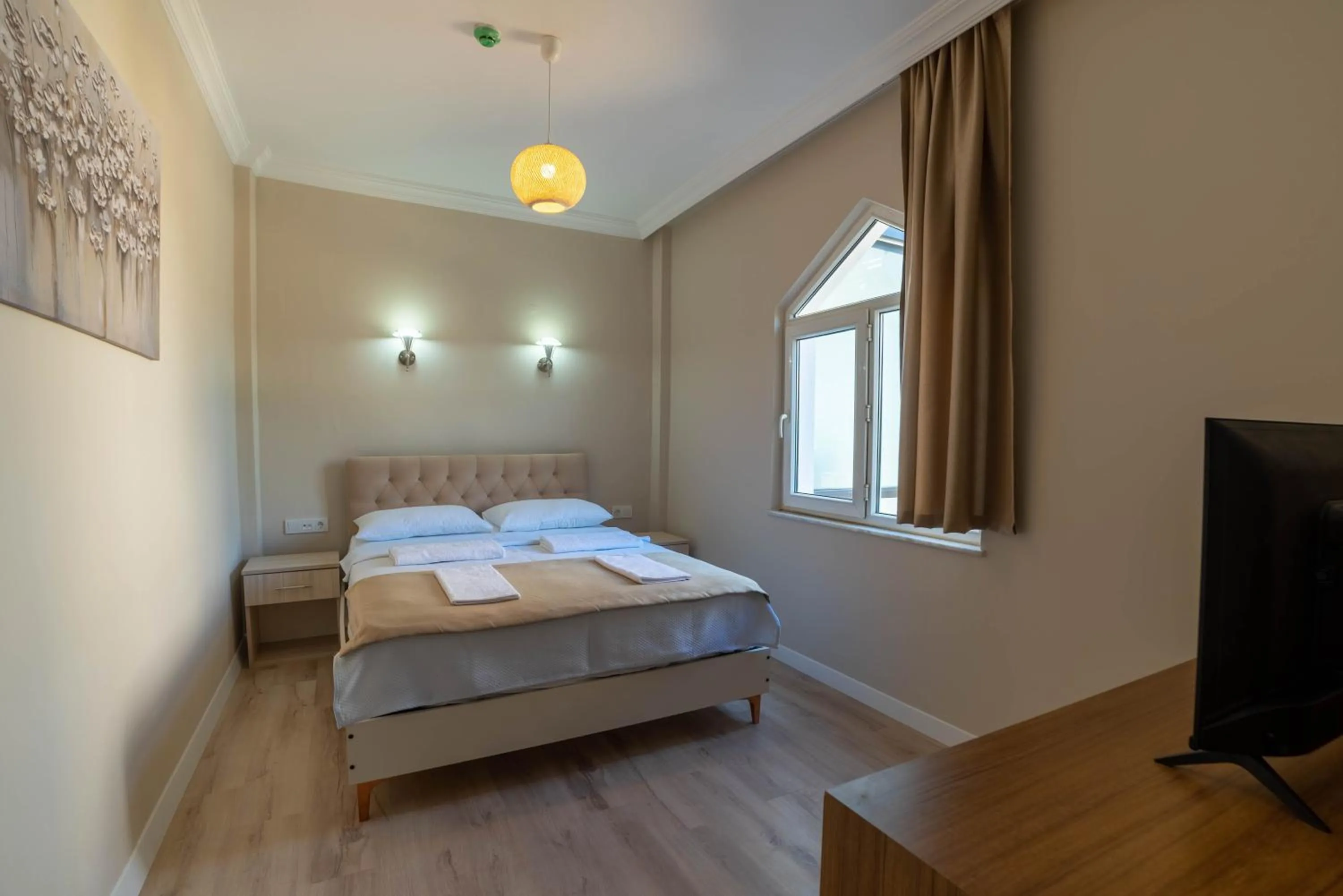 Photo of the whole room, Bed in REGA OTEL