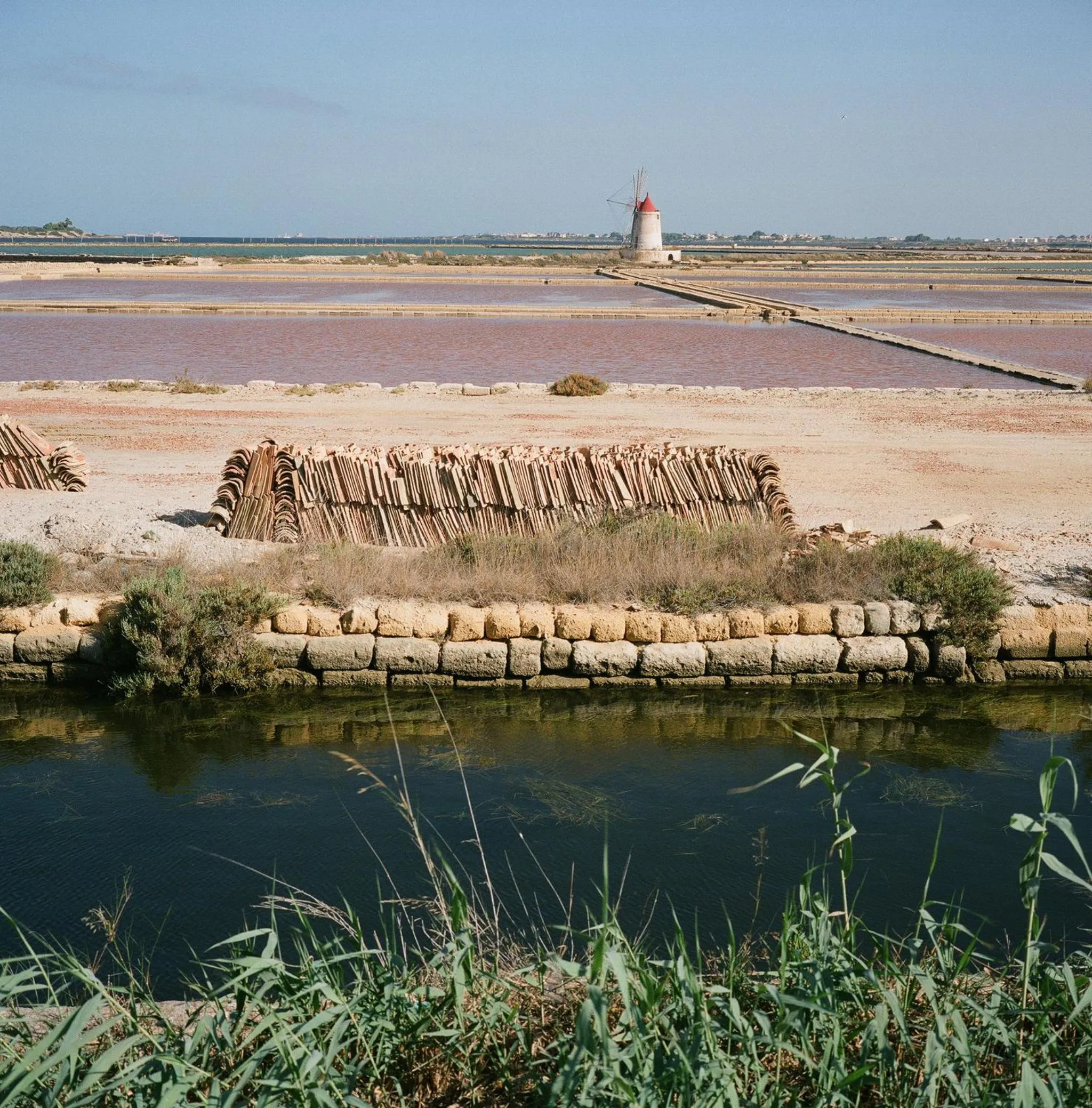 Nearby landmark in Laguna dei Fenici