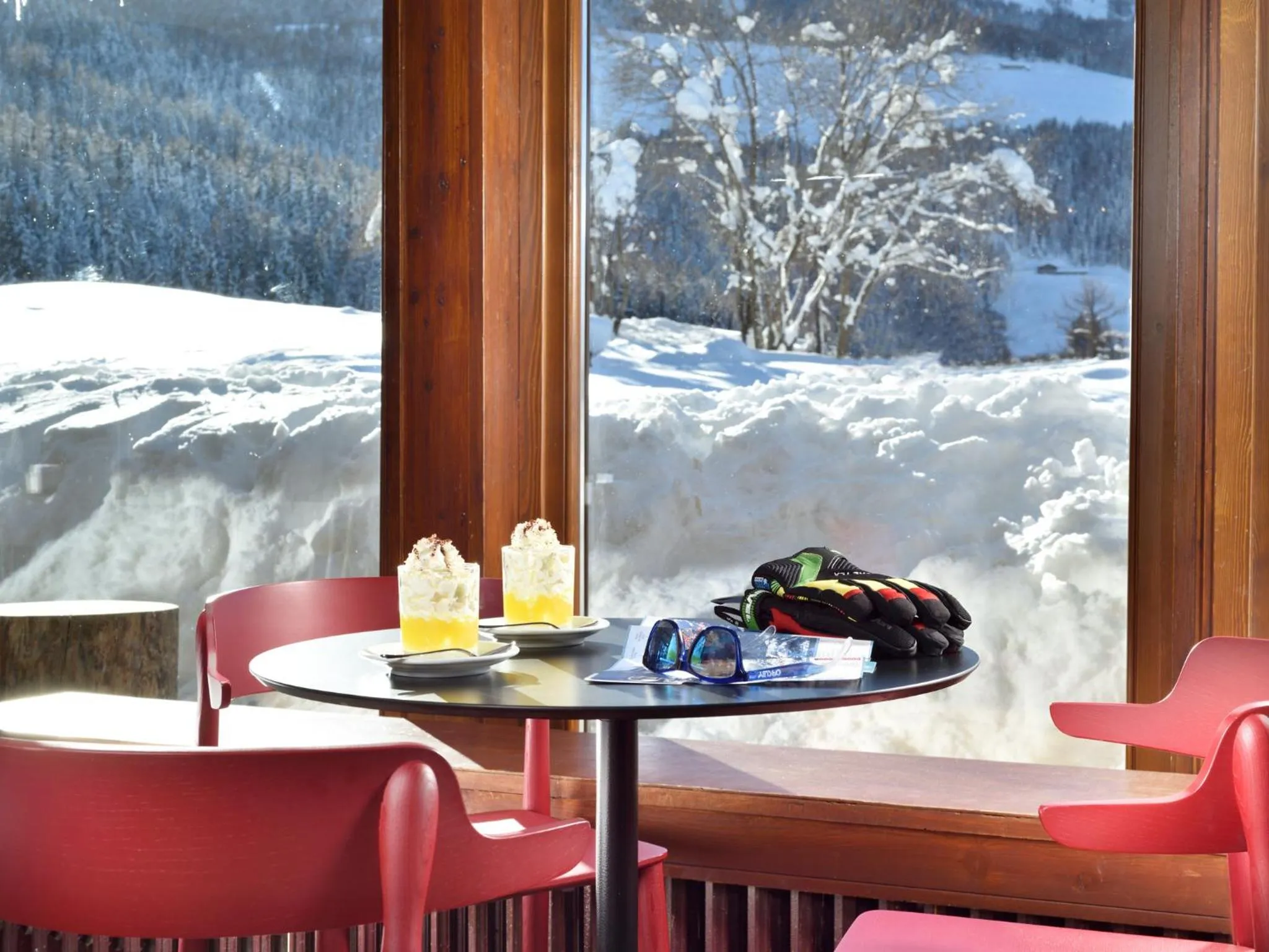 Lounge or bar in TH Pila