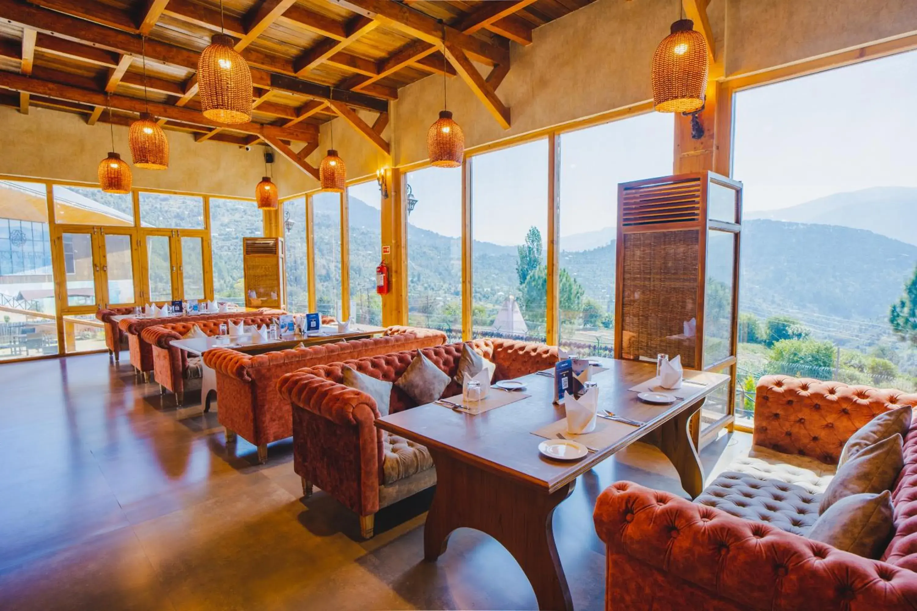 Restaurant/places to eat in Skyview by Empyrean Restaurant/places to eat in Skyview by Empyrean