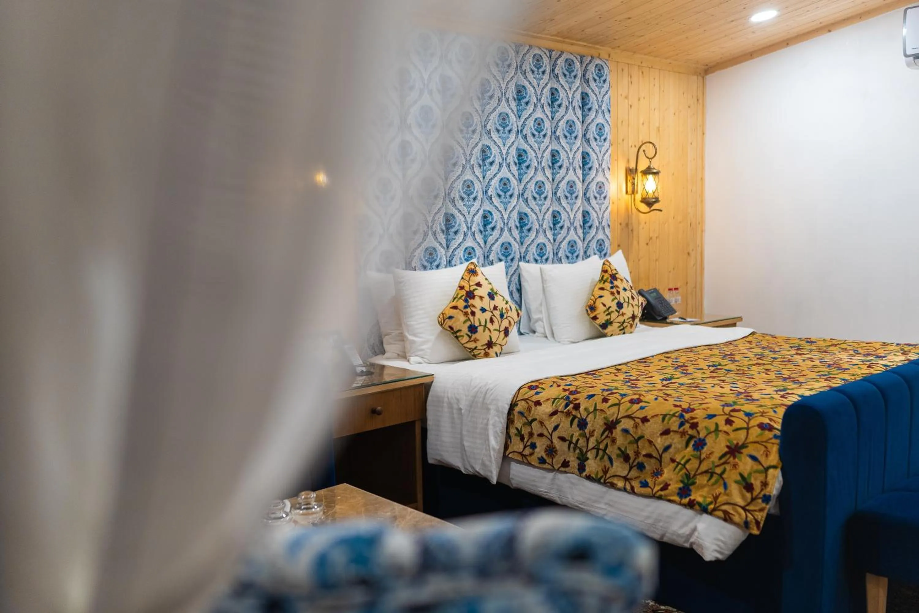 Bed in Skyview by Empyrean