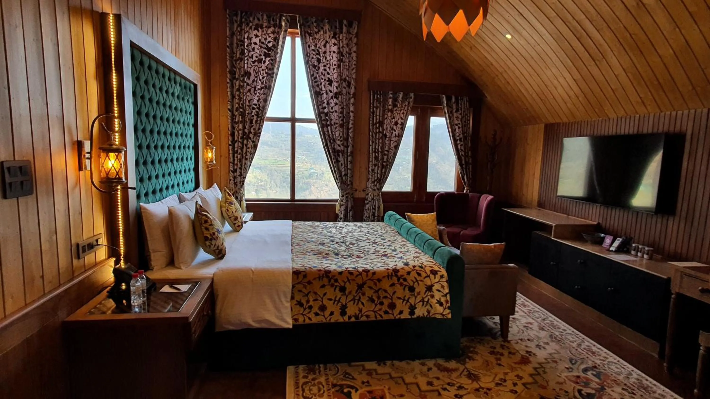 Bed in Skyview by Empyrean