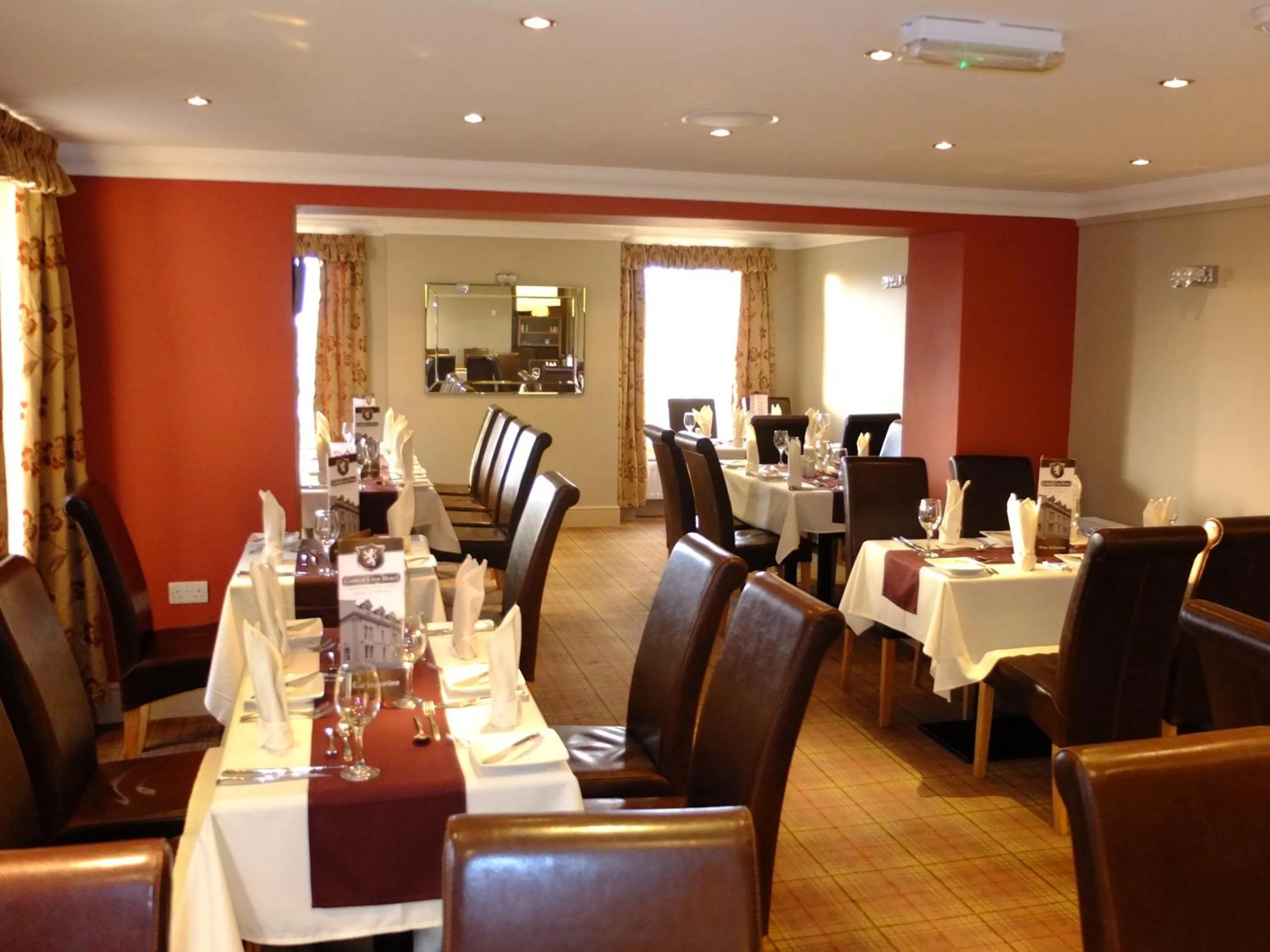 Restaurant/places to eat in The Golden Lion Hotel