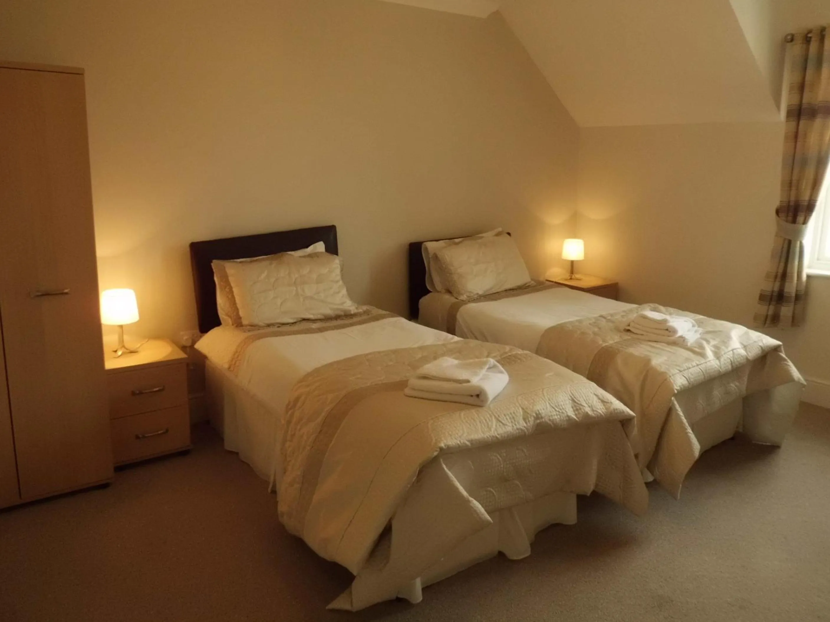 Bed in The Golden Lion Hotel