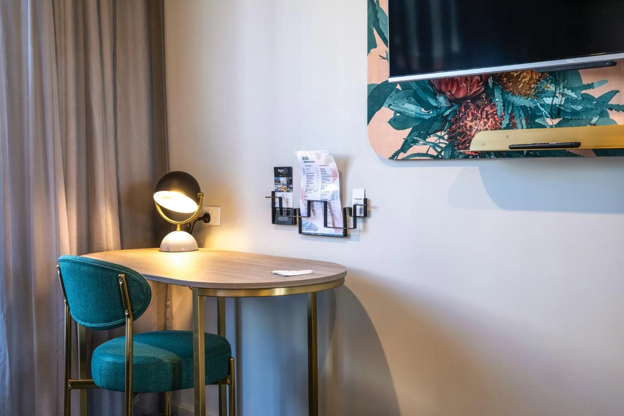 TV and multimedia in Nightelier Carrum Downs Sands Hotel