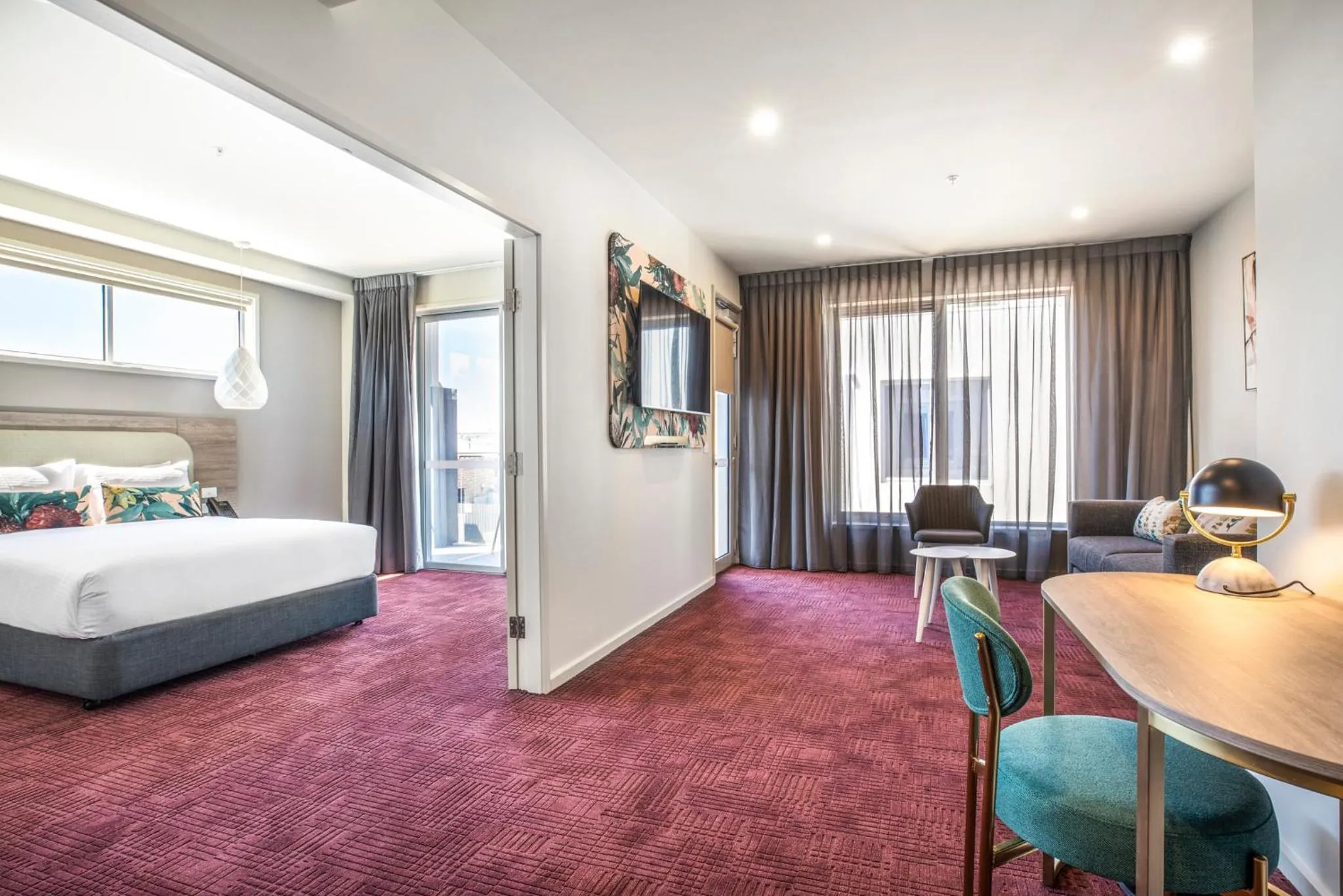 Photo of the whole room, Bed in Nightelier Carrum Downs Sands Hotel