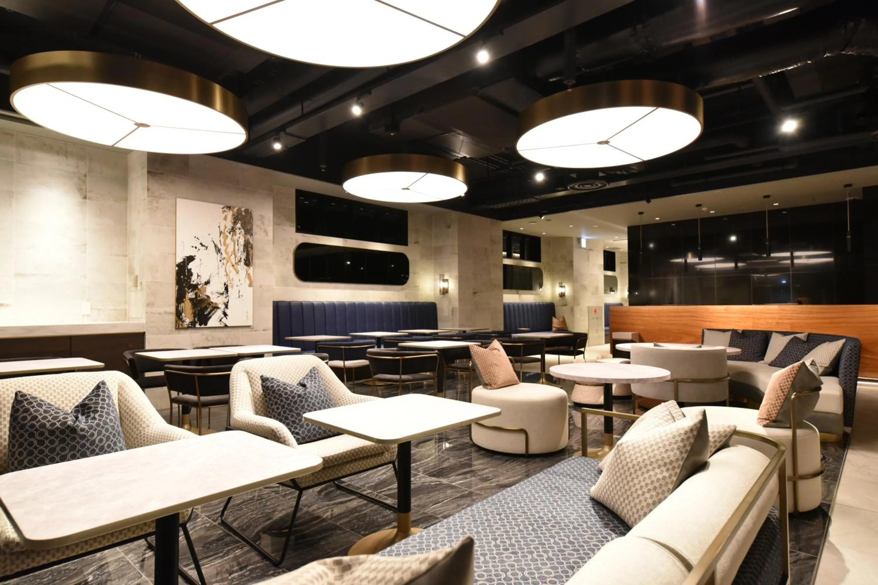 Restaurant/places to eat in Hotel Cordia Osaka Hommachi