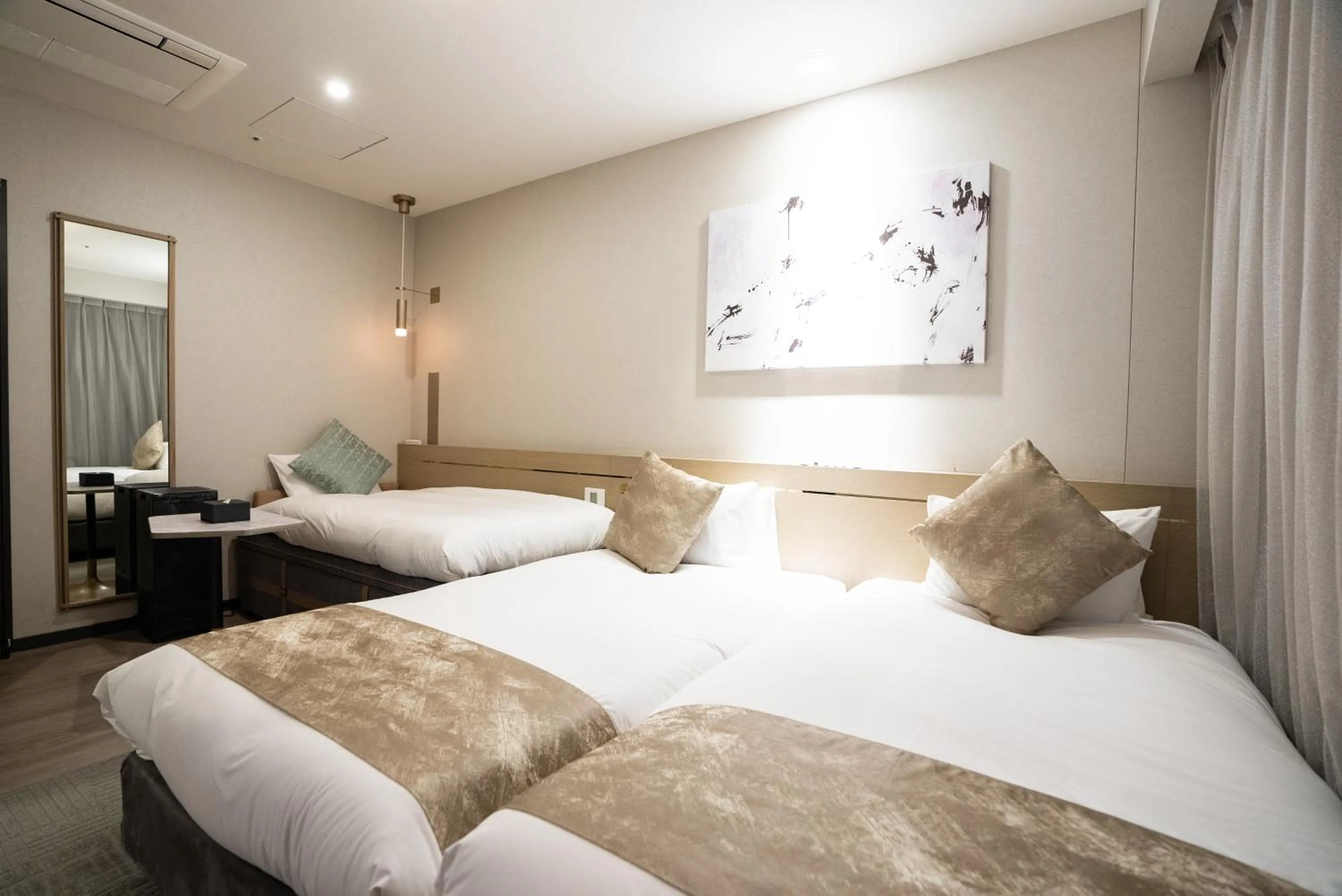 Bed in Hotel Cordia Osaka Hommachi