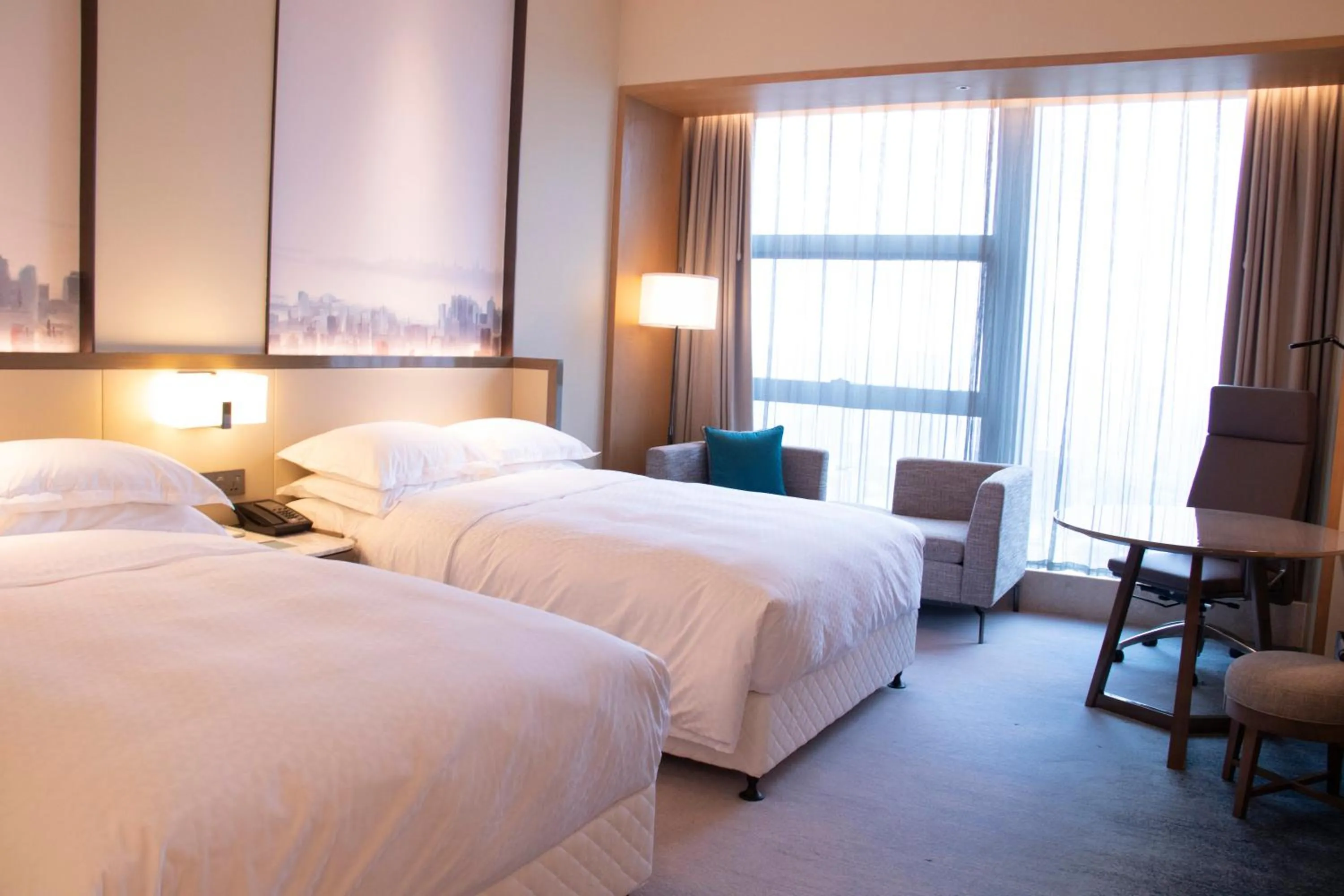 Bed in Four Points by Sheraton Wuhan, Jiangxia