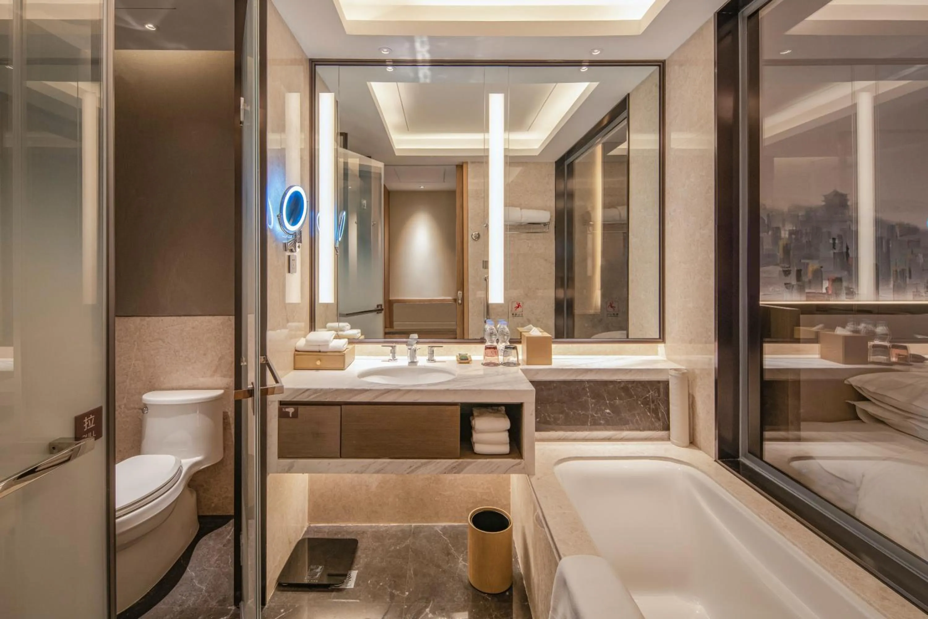 Toilet, Bed in Four Points by Sheraton Wuhan, Jiangxia